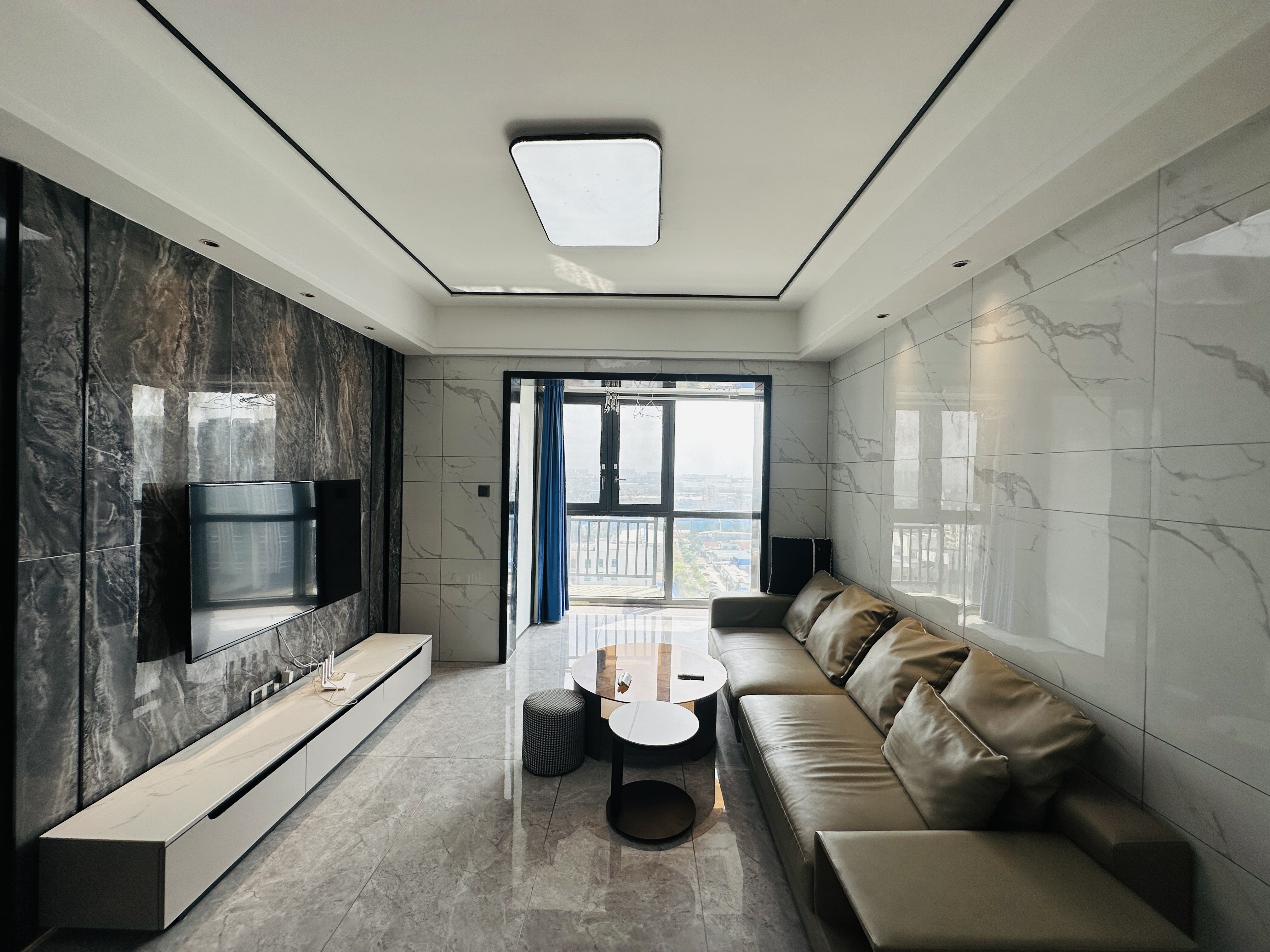 芒果社  2室2厅1卫    178.0万 芒果社  2室2厅1卫    178.0万