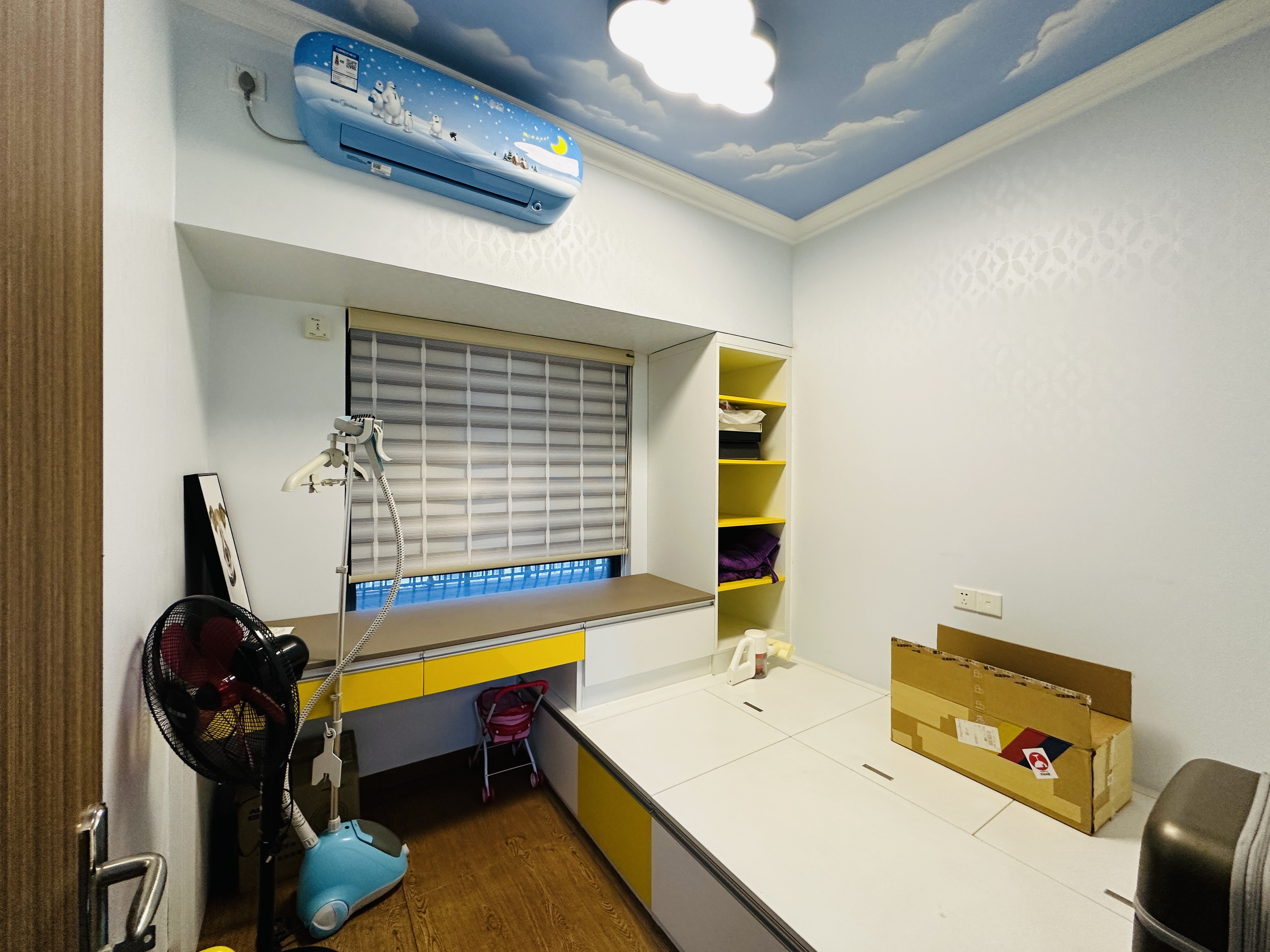 望海金豪 4室2厅2卫 169.0万 望海金豪 4室2厅2卫 169.0万卧室