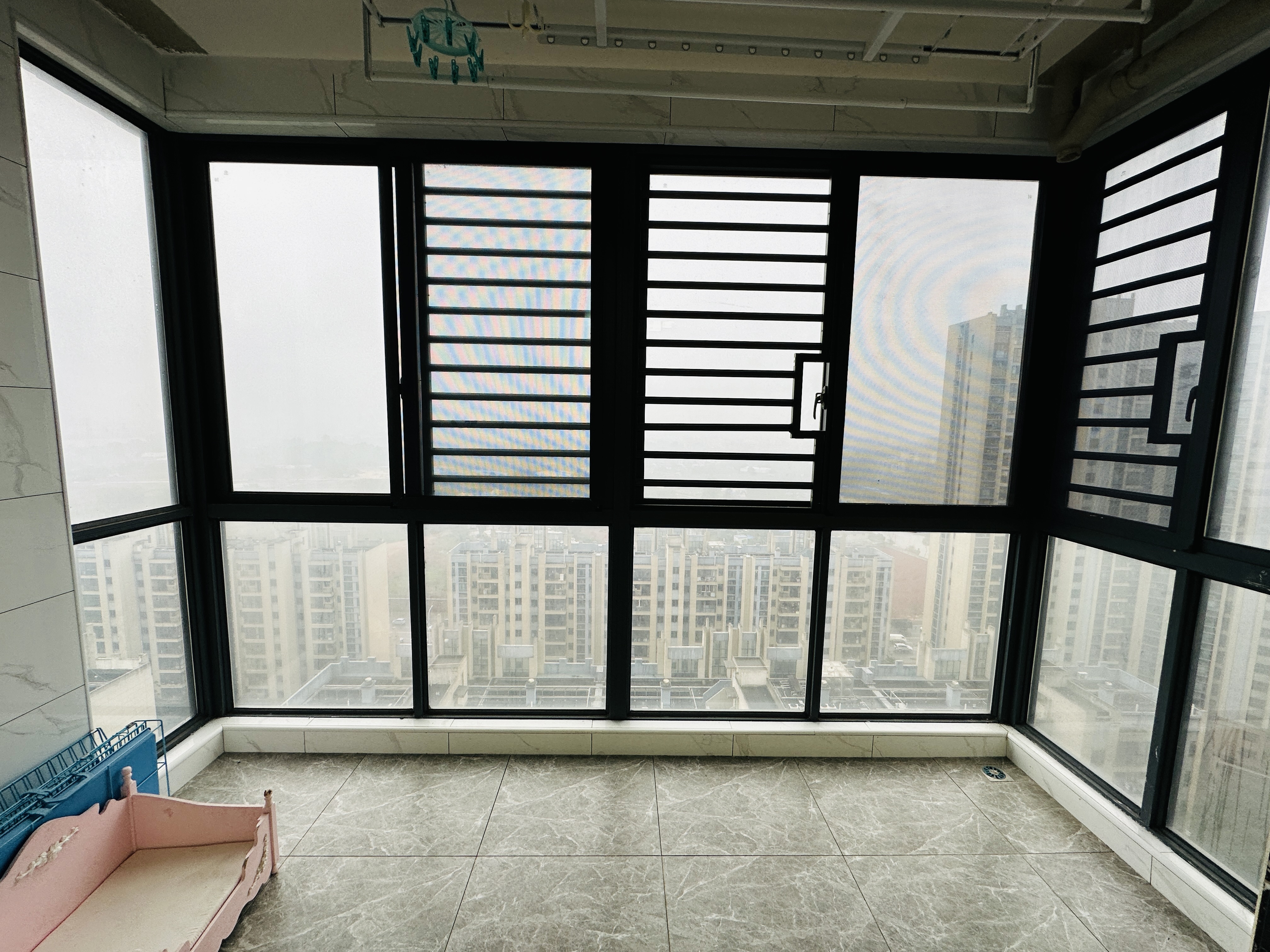 望海金豪 4室2厅2卫 169.0万 望海金豪 4室2厅2卫 169.0万阳台