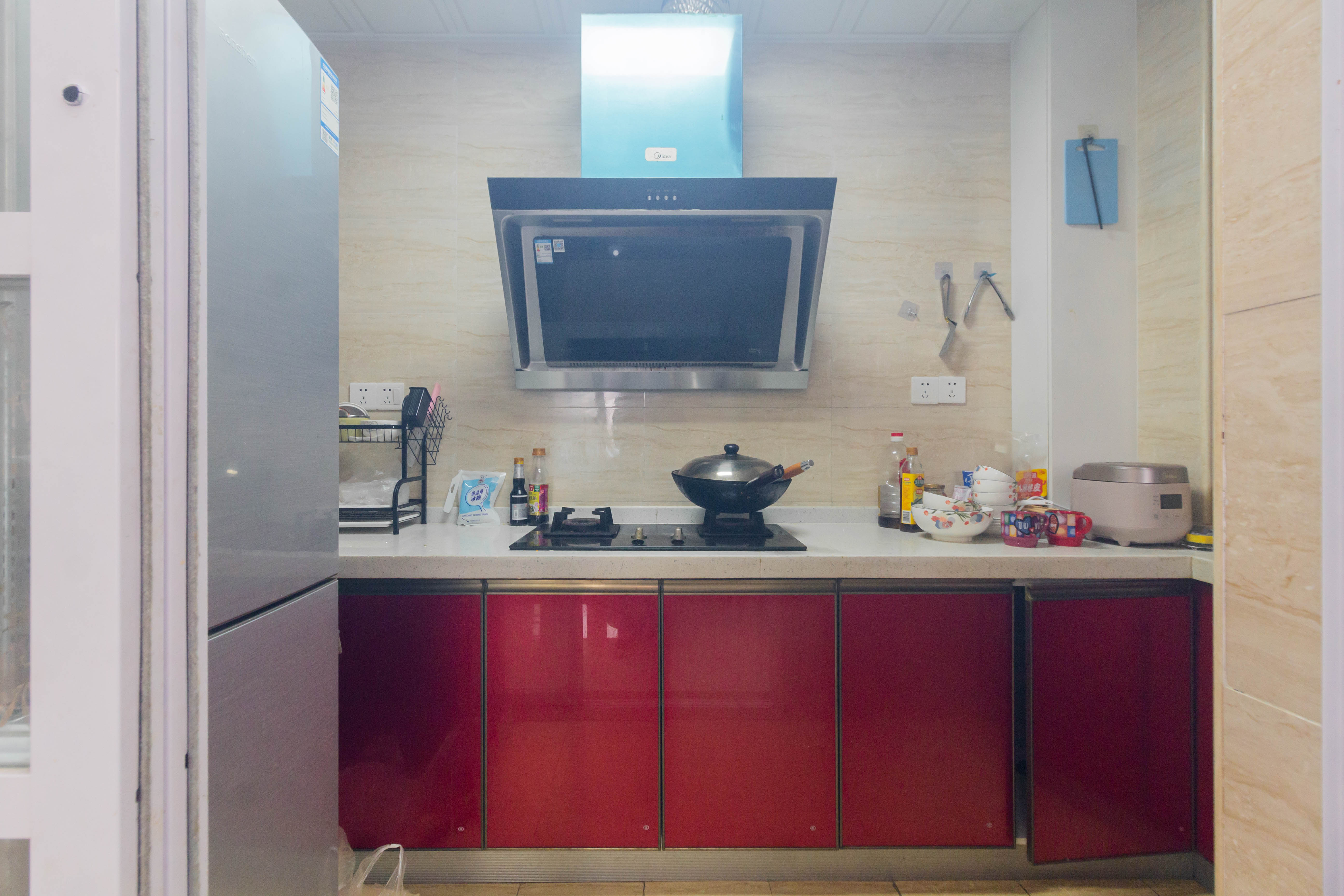 中交中央公园D4区  3室2厅1卫    90.0万 中交中央公园D4区  3室2厅1卫    90.0万厨房