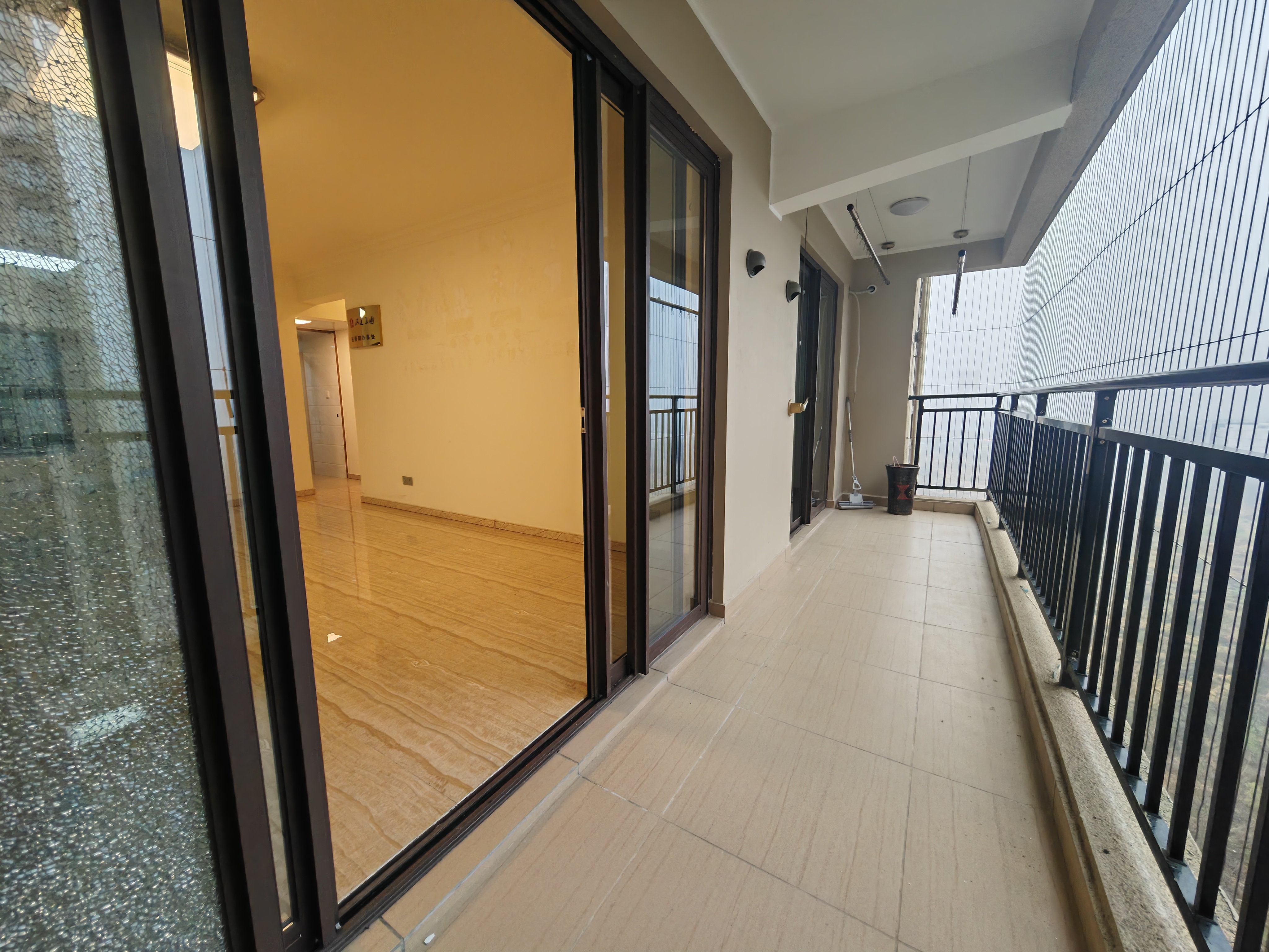 碧桂园酃湖世家 4室2厅2卫 1800.0元/月 碧桂园酃湖世家 4室2厅2卫 1800.0元/月室内图