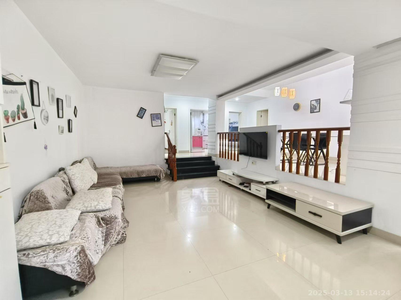 景秀名园 3室2厅2卫 1300.0元/月 景秀名园 3室2厅2卫 1300.0元/月室内图