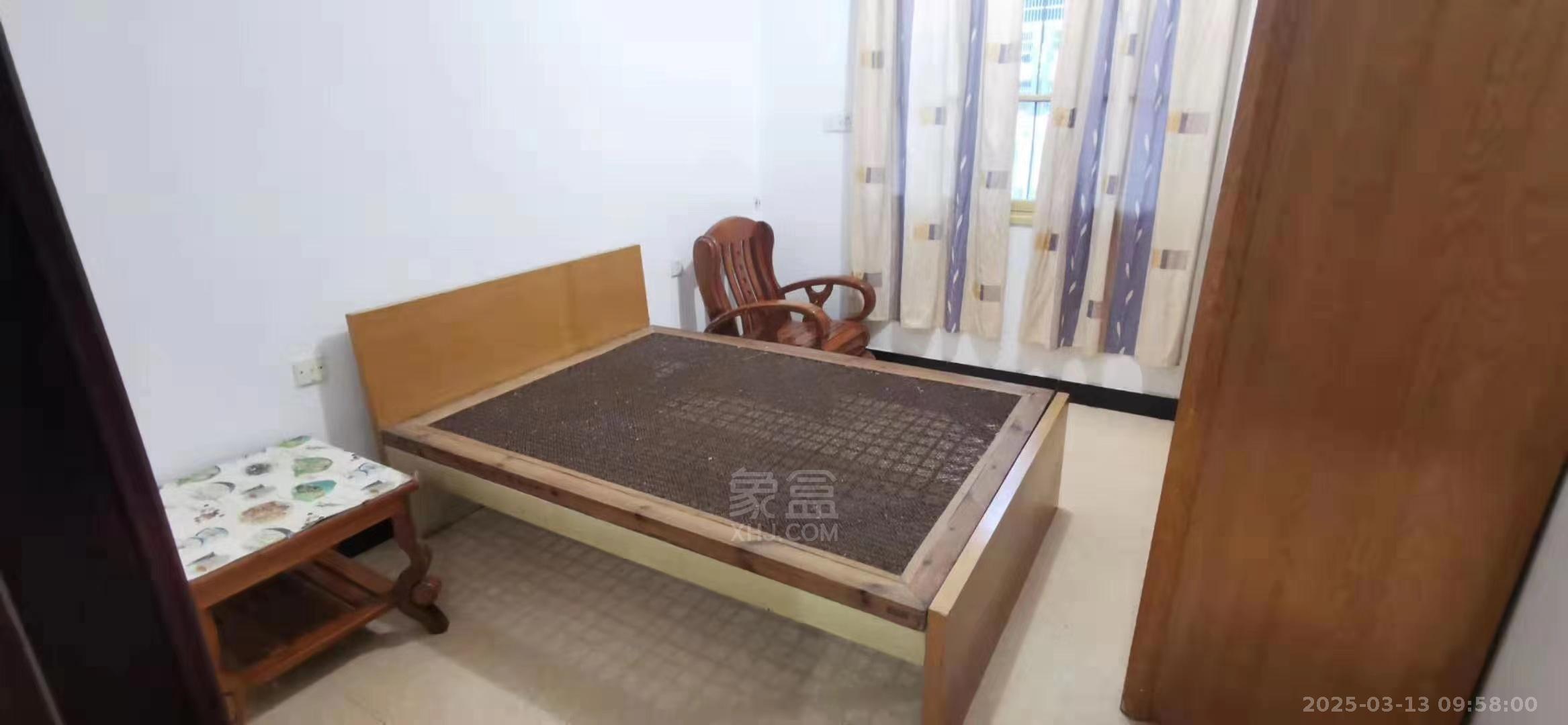 新民二村 2室1厅1卫 900.0元/月 新民二村 2室1厅1卫 900.0元/月室内图