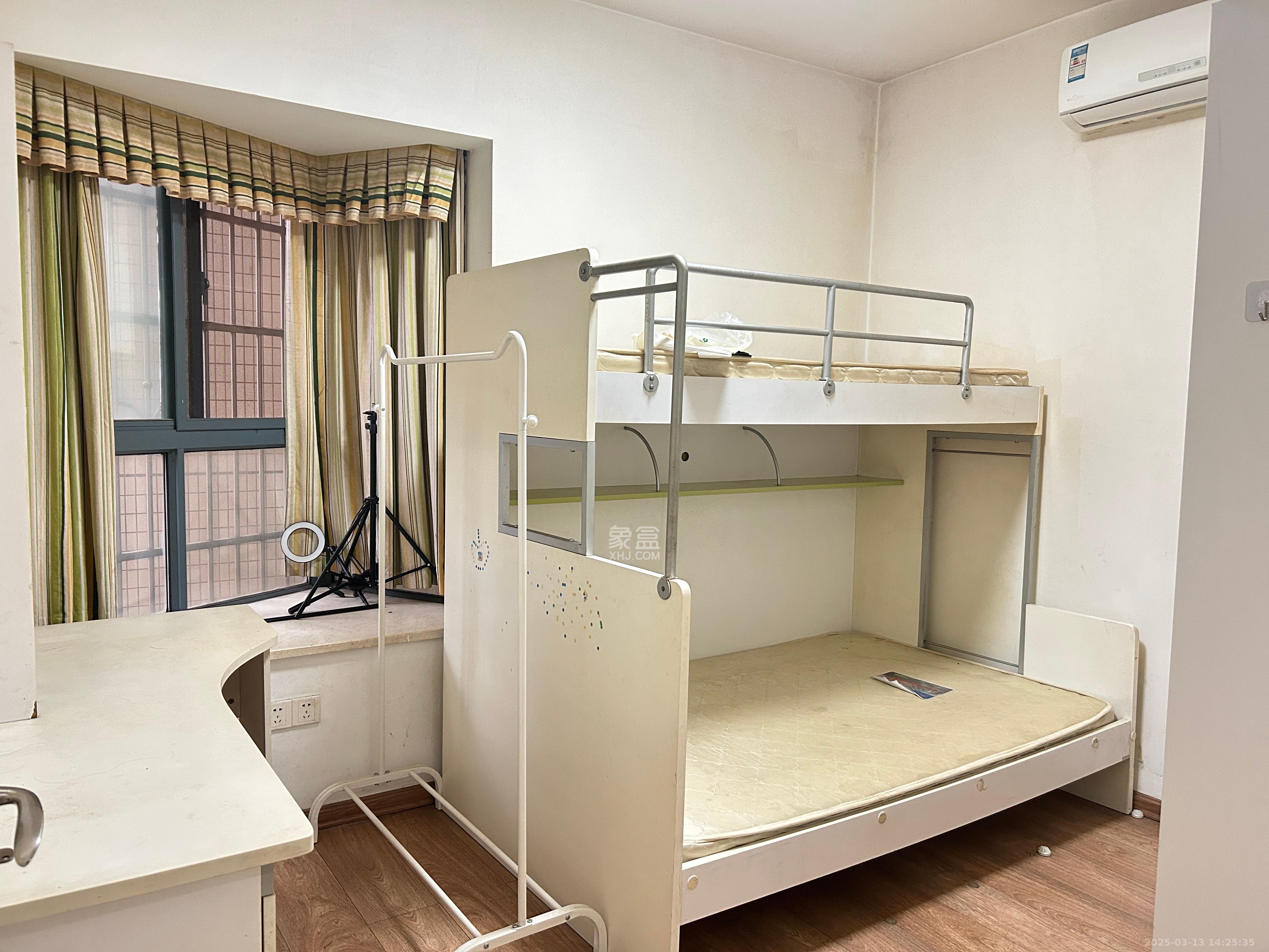 巢之恋  2室2厅1卫   1900.00元/月室内图