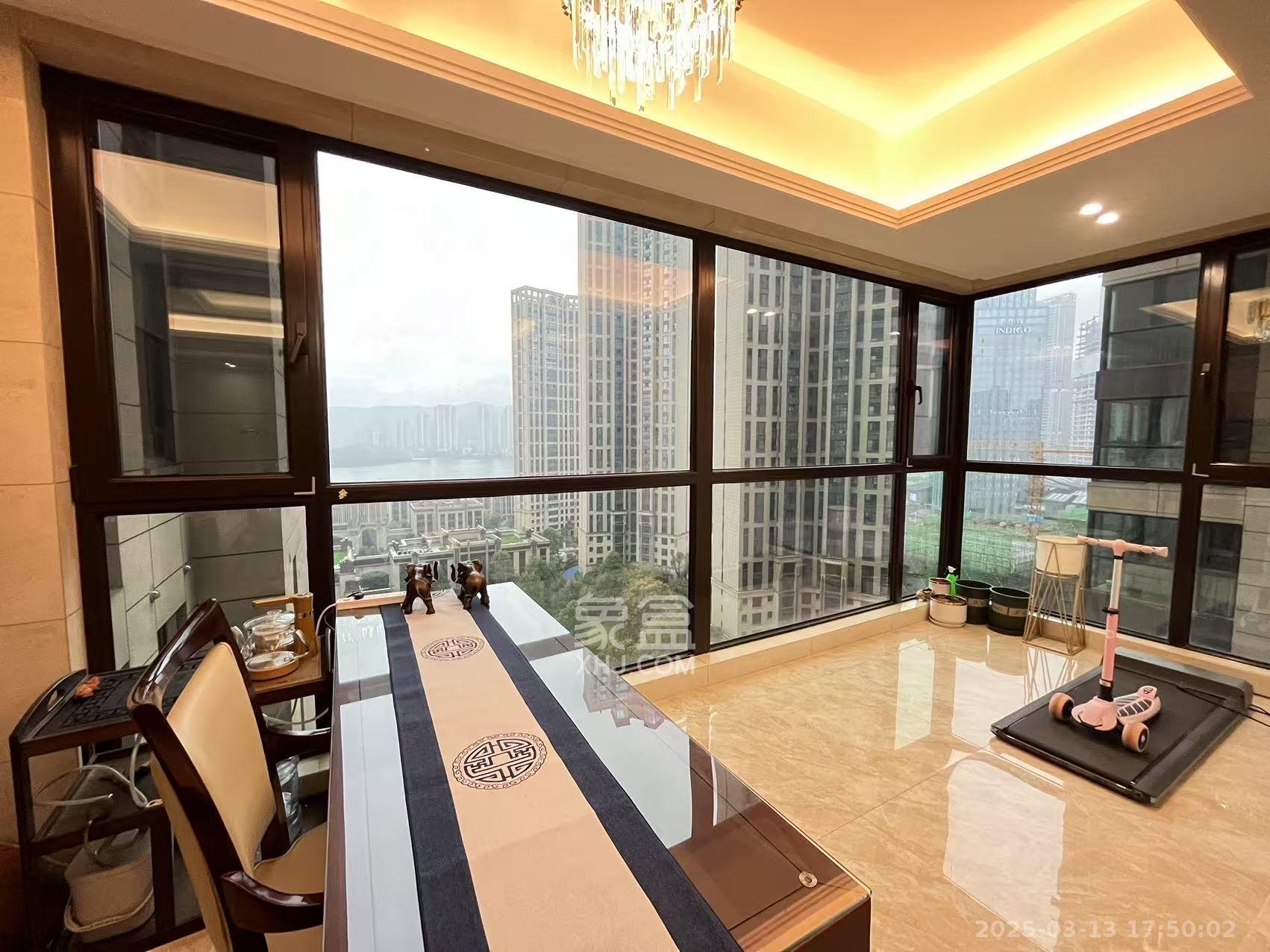 晟通牡丹舸 4室2厅2卫 13500.0元/月 晟通牡丹舸 4室2厅2卫 13500.0元/月室内图