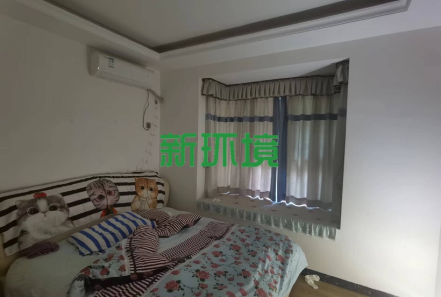 熙城春天  2室2厅1卫   1500.00元/月室内图