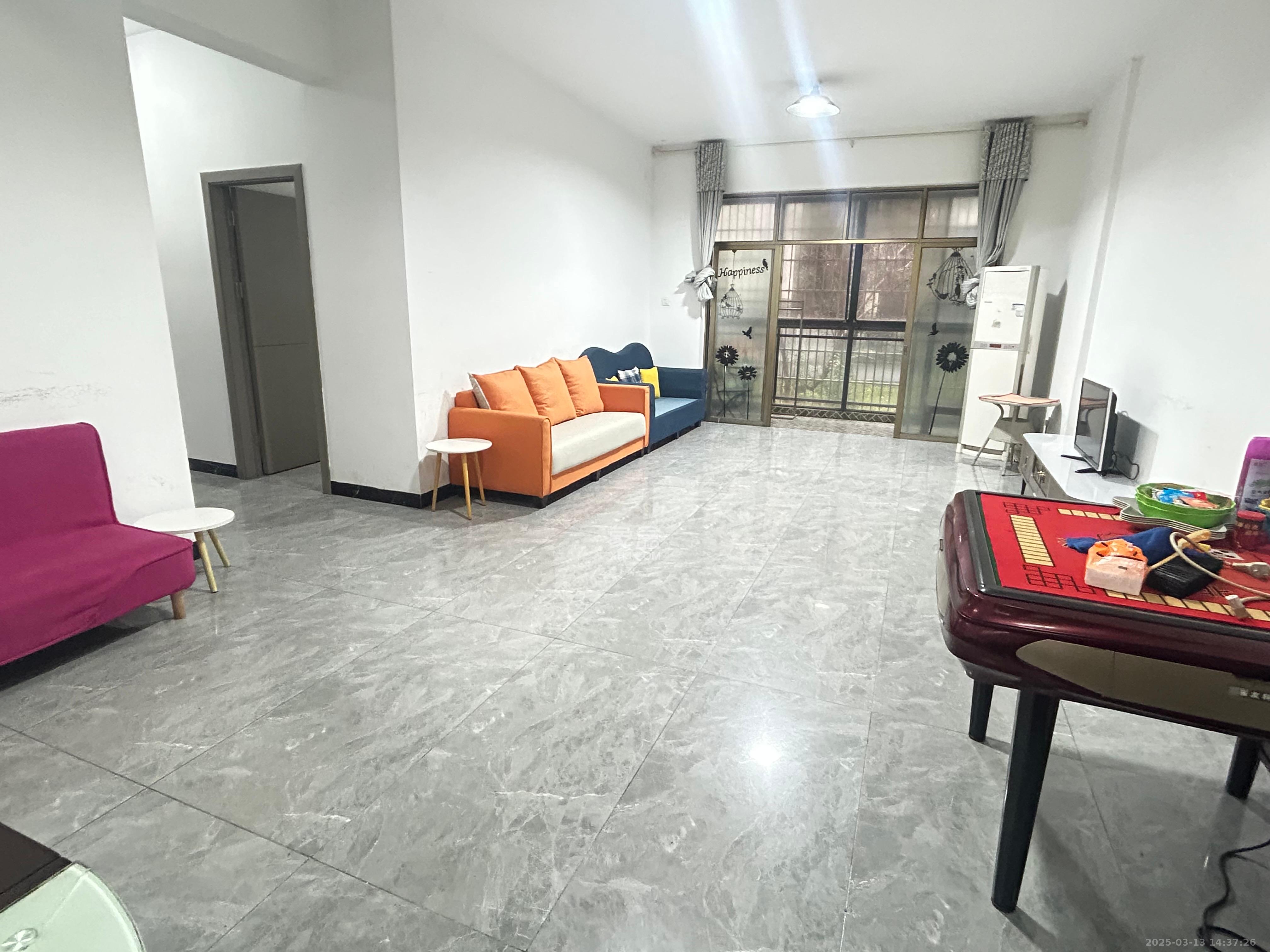 双盈卧龙湾 3室2厅1卫 2000.0元/月 双盈卧龙湾 3室2厅1卫 2000.0元/月室内图