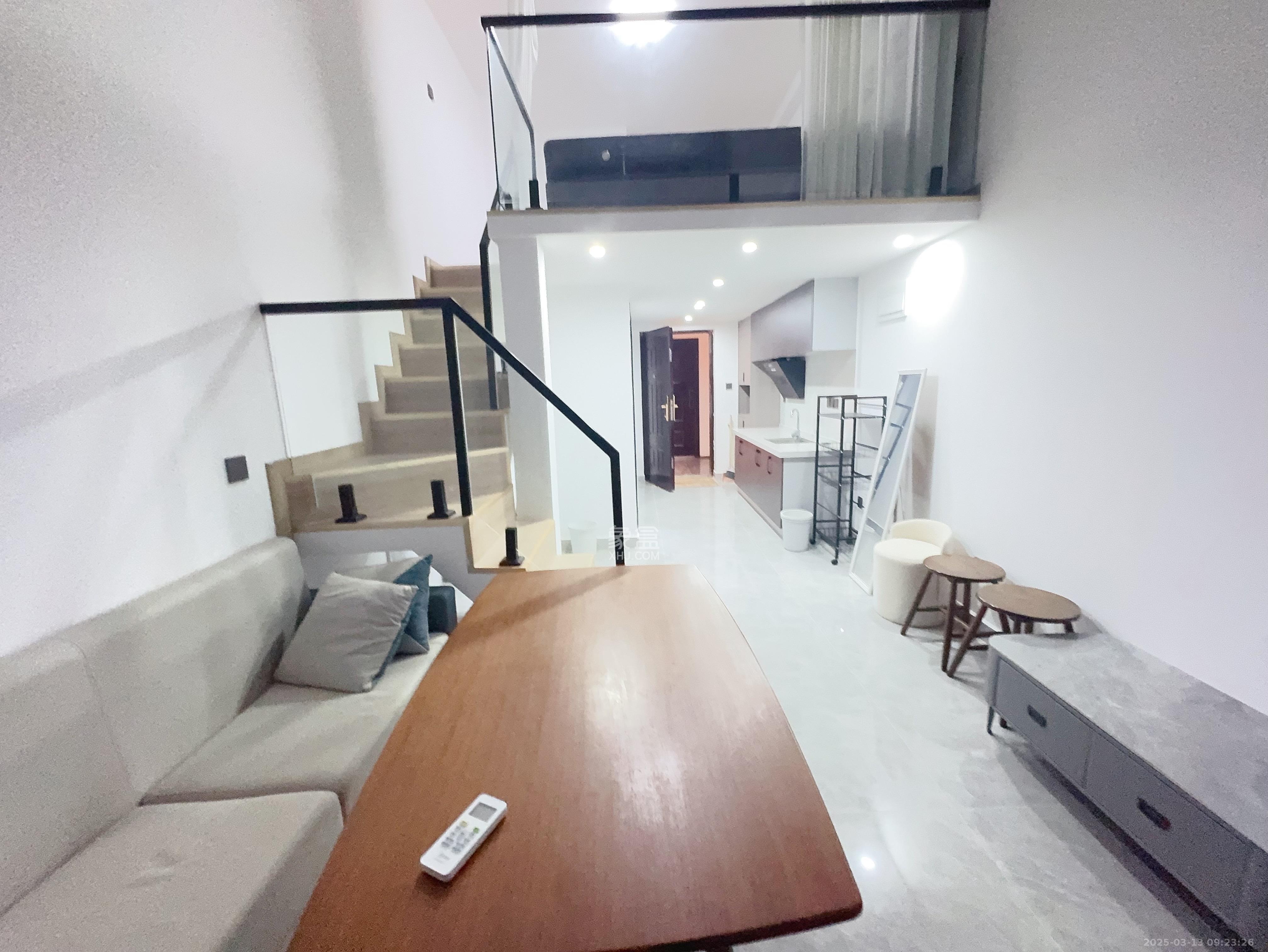 保利恒伟时光印象 1室1厅1卫 1900.0元/月 保利恒伟时光印象 1室1厅1卫 1900.0元/月室内图