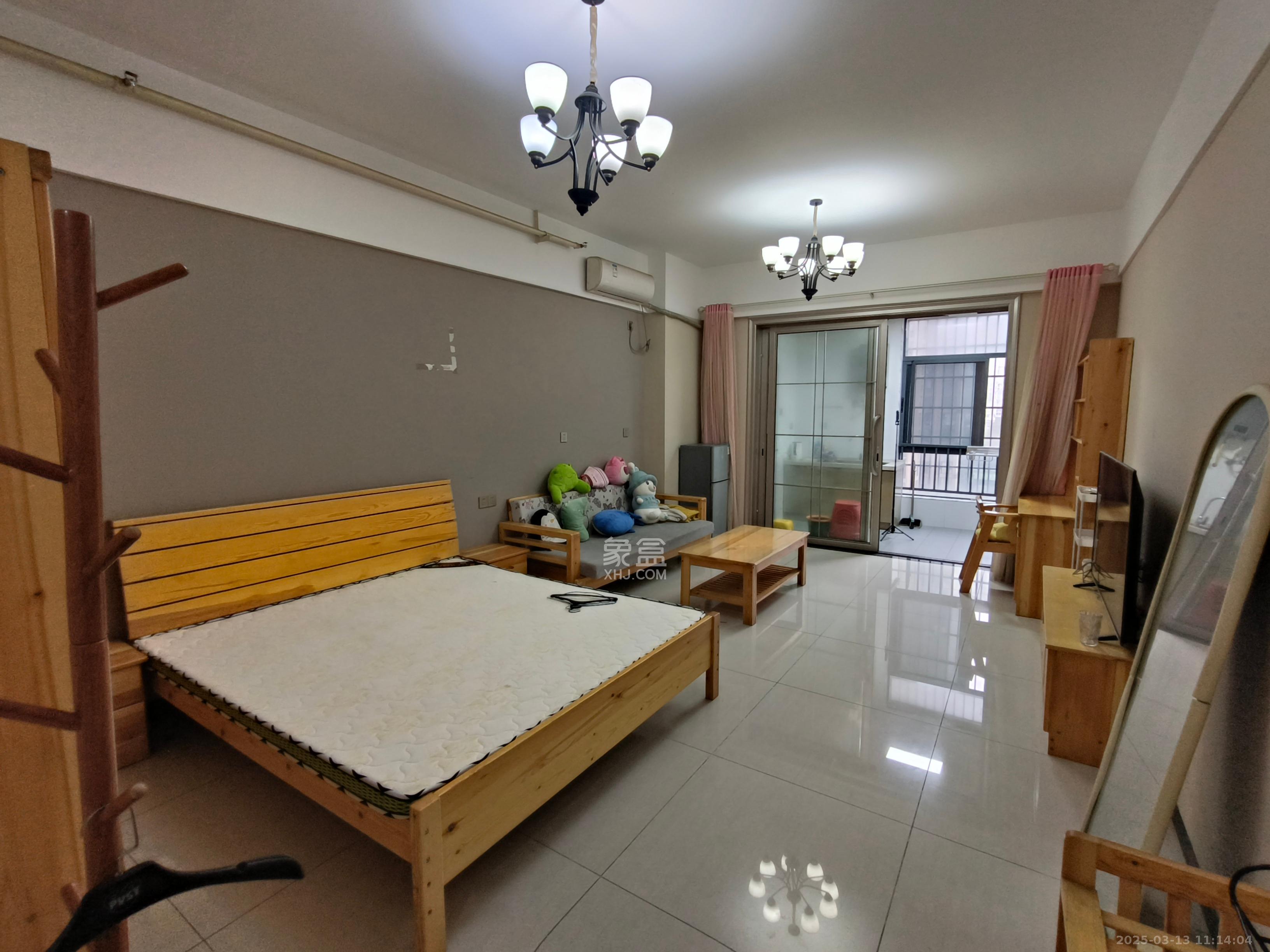 江南华府  1室1厅1卫   1600.00元/月室内图