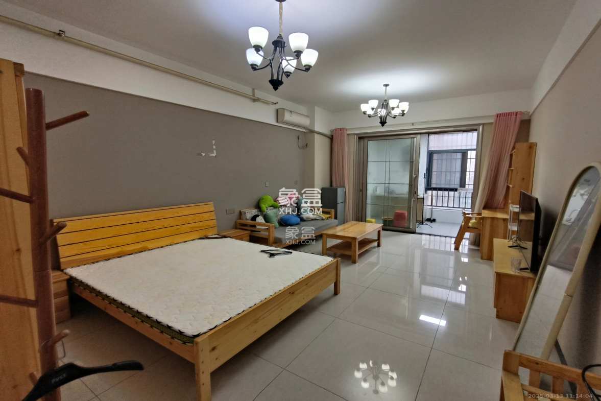 江南华府  1室1厅1卫    1600.0元/月 江南华府  1室1厅1卫    1600.0元/月室内图