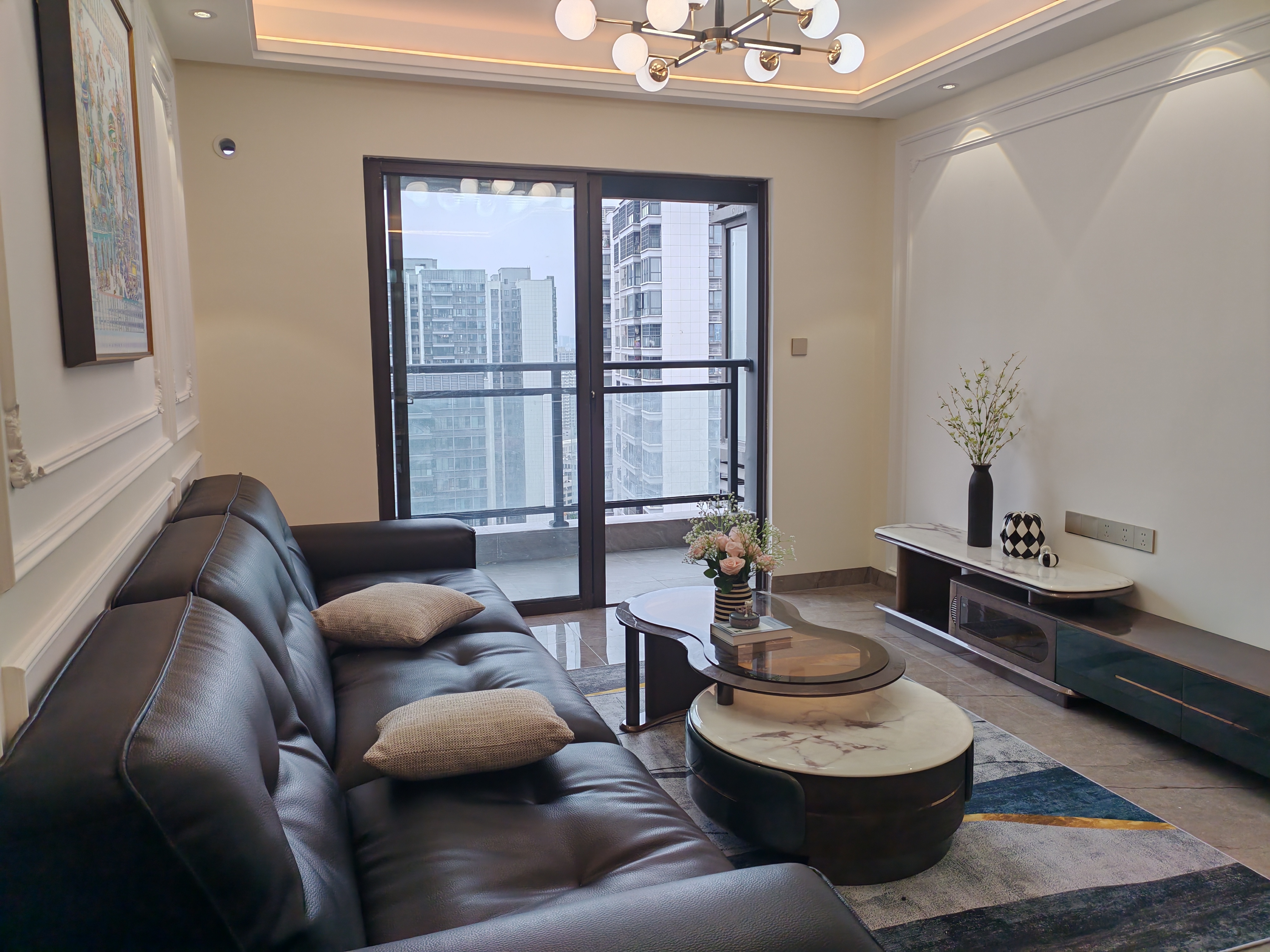 坡博家园三区 3室2厅1卫 135.0万 坡博家园三区 3室2厅1卫 135.0万客厅