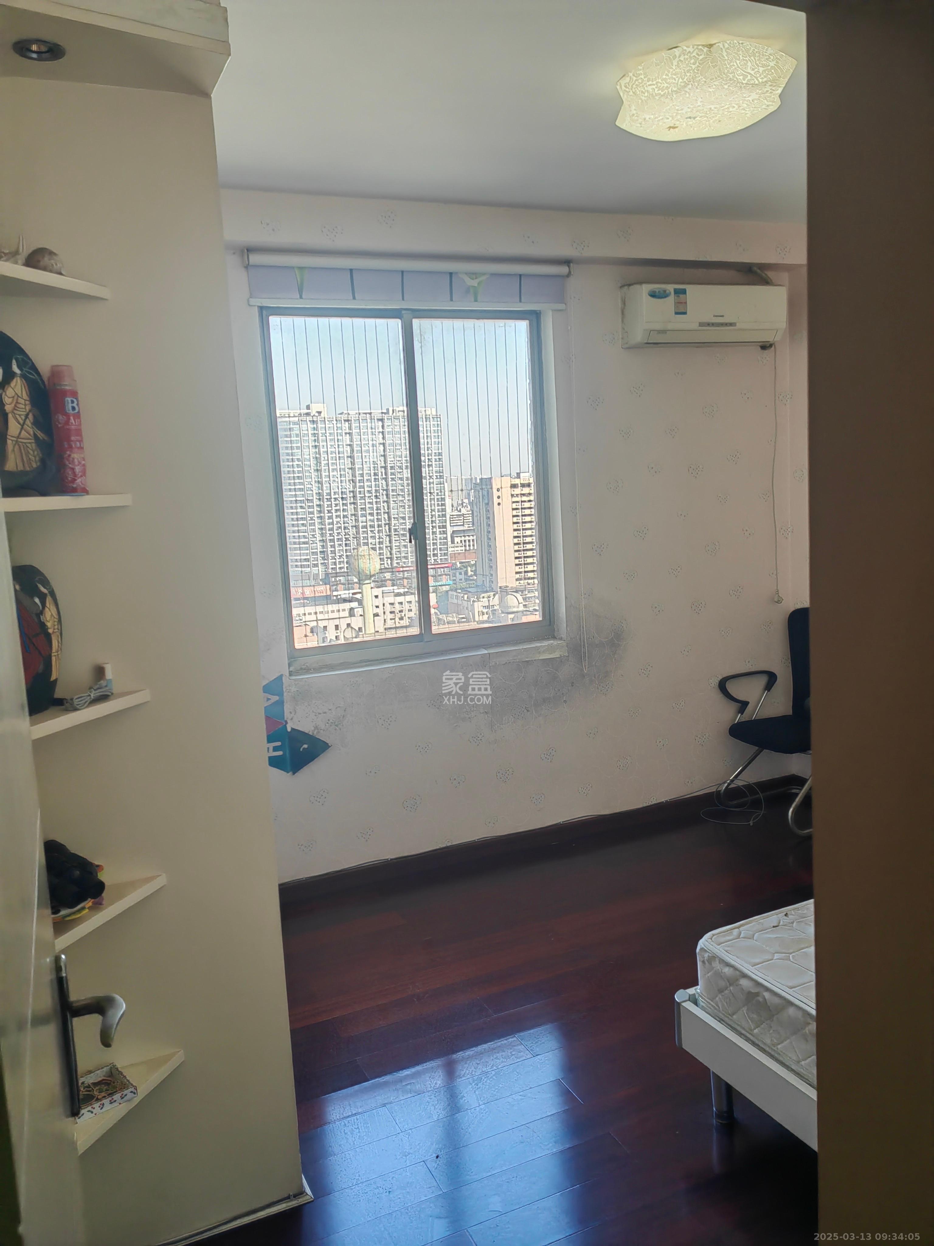 铁银大厦  3室1厅1卫   2900.00元/月室内图