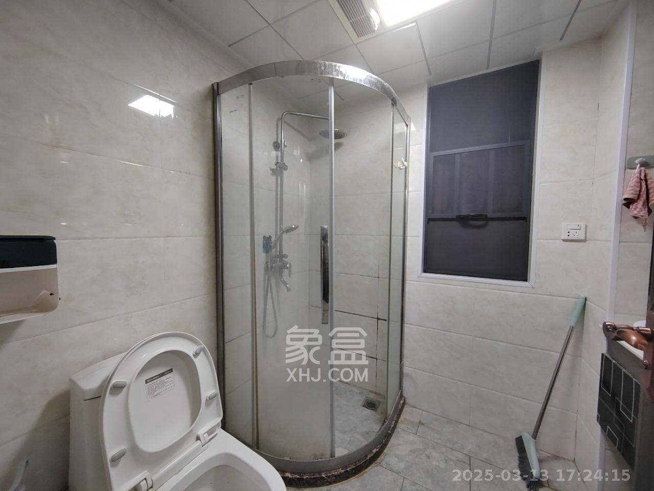 海伦堡爱ME城市  3室2厅1卫   2100.00元/月室内图