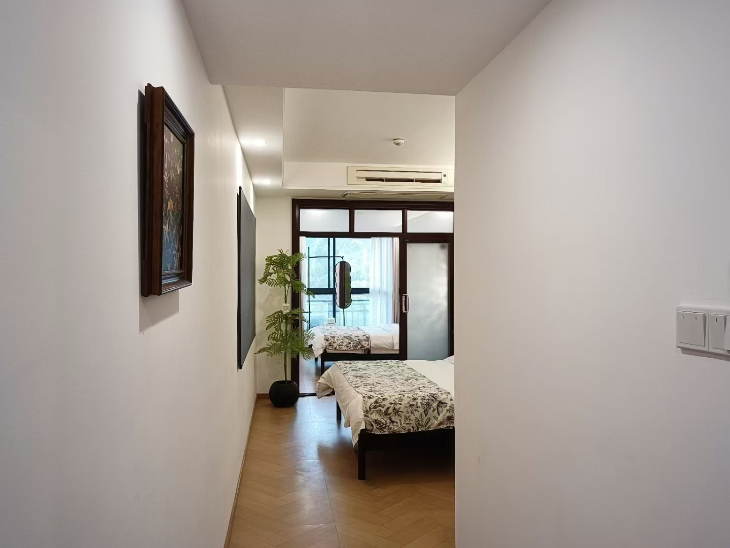 天门大厦 1室0厅0卫 1500.0元/月 天门大厦 1室0厅0卫 1500.0元/月室内图