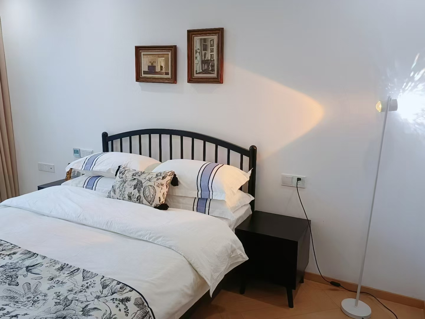 天门大厦 1室0厅0卫 1500.0元/月 天门大厦 1室0厅0卫 1500.0元/月室内图