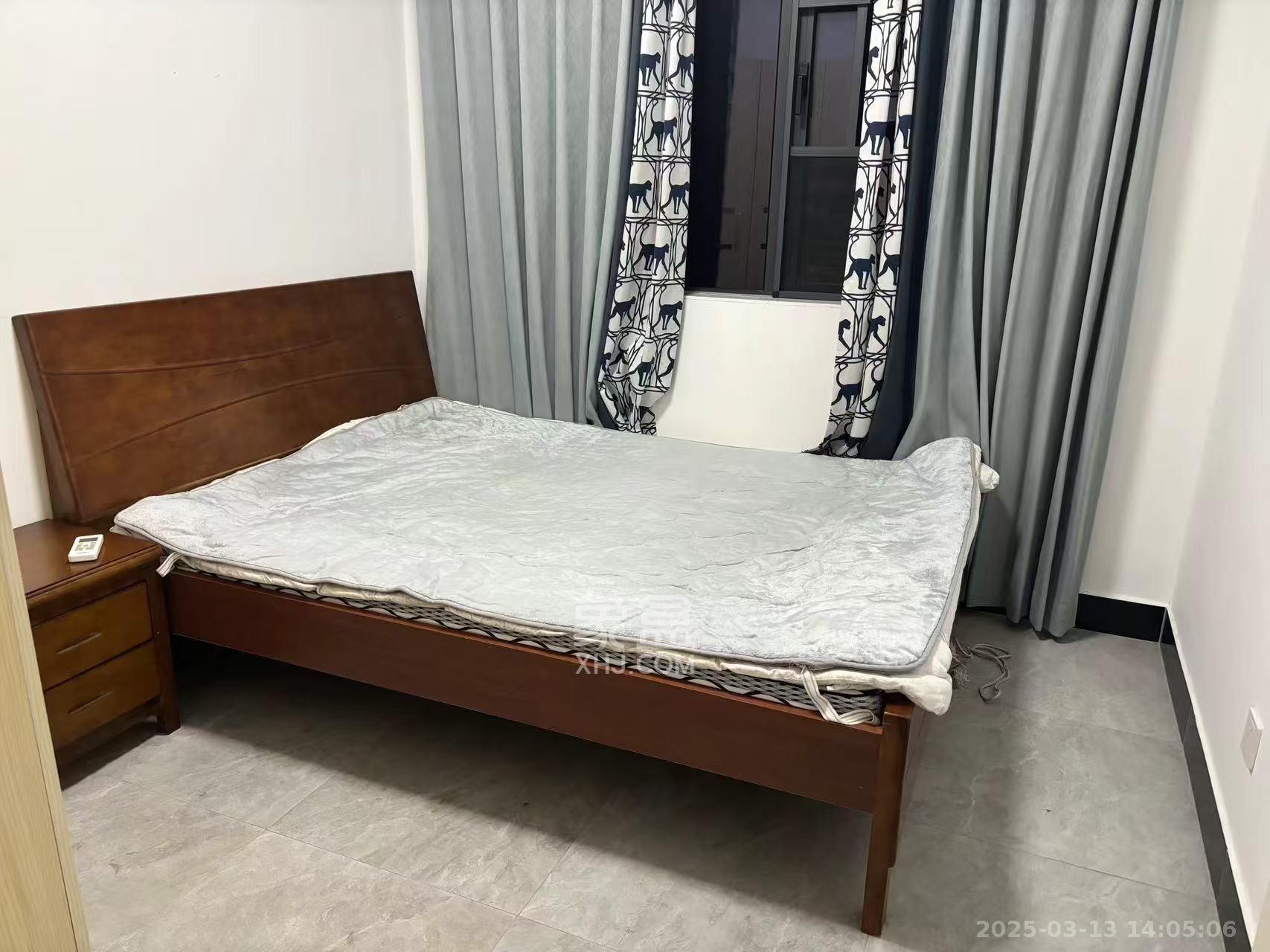 长房云时代  3室2厅2卫   2900.00元/月室内图