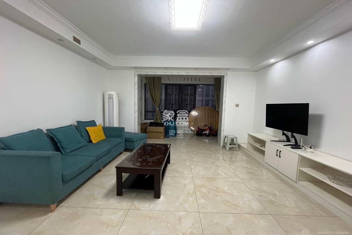 长房东云台 4室2厅2卫 2800.0元/月 长房东云台 4室2厅2卫 2800.0元/月室内图