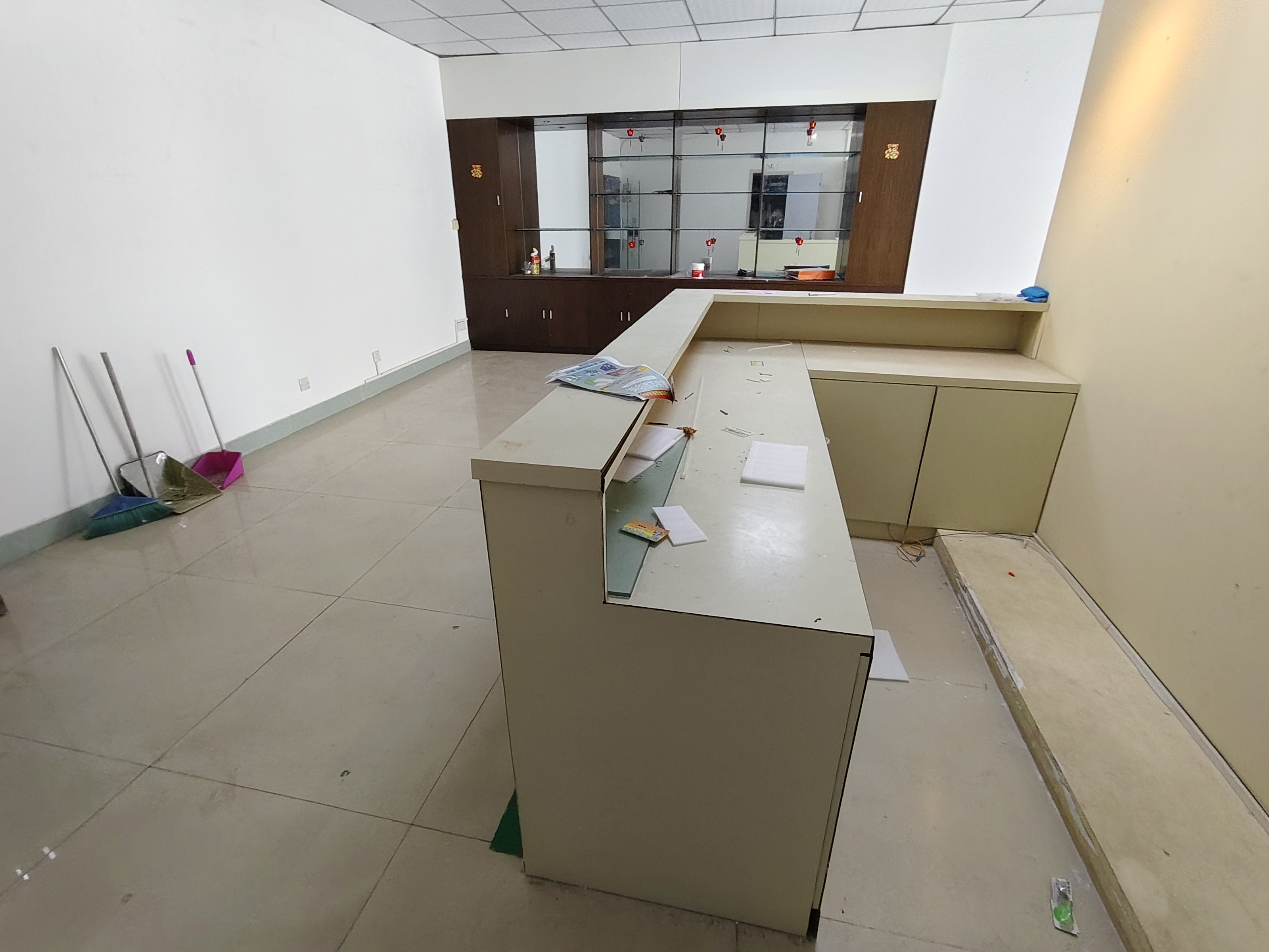 诚田大厦 4室2厅2卫 6000.0元/月 诚田大厦 4室2厅2卫 6000.0元/月室内图