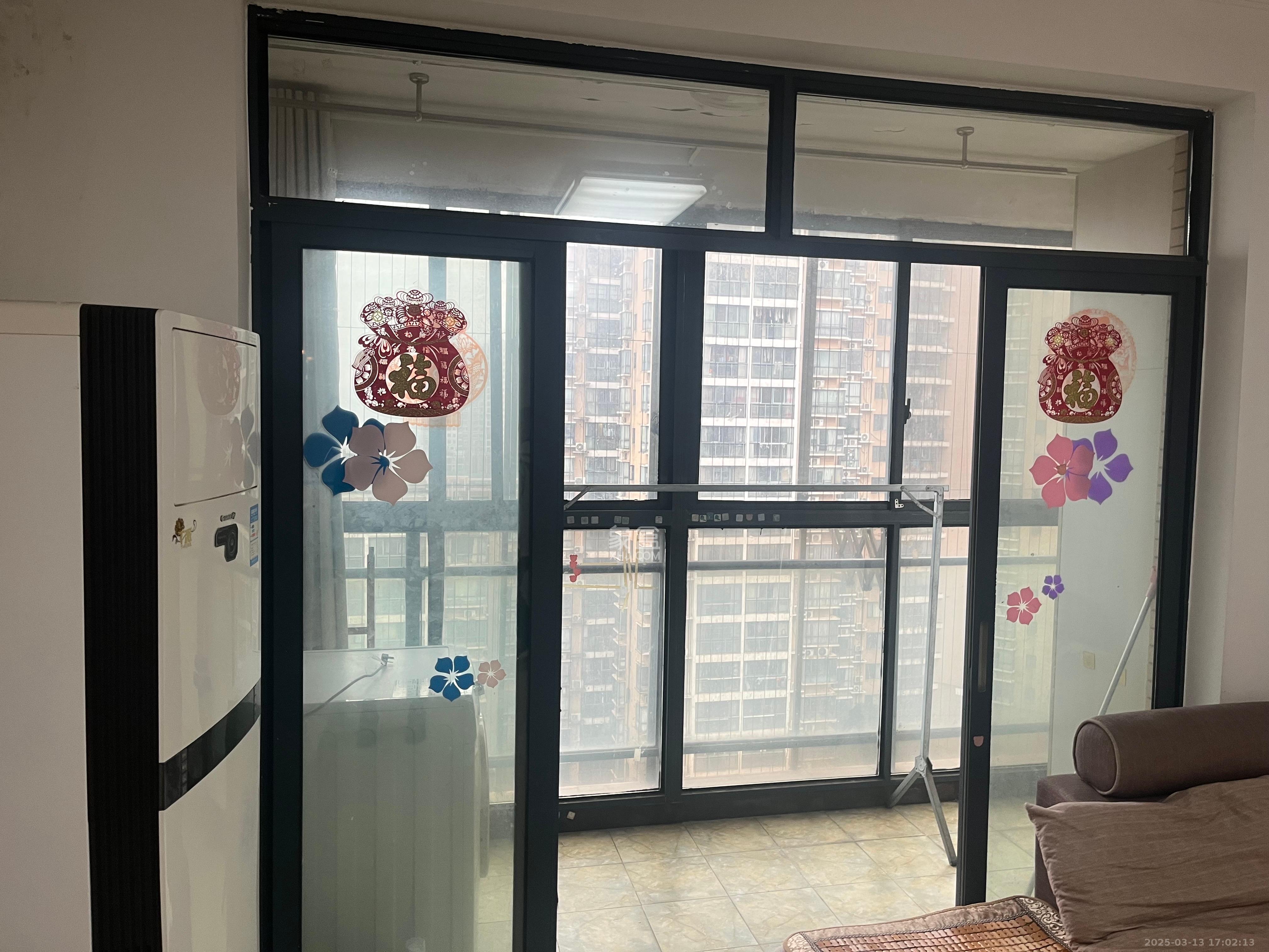 万芙锦城 2室1厅1卫 2000.0元/月 万芙锦城 2室1厅1卫 2000.0元/月室内图