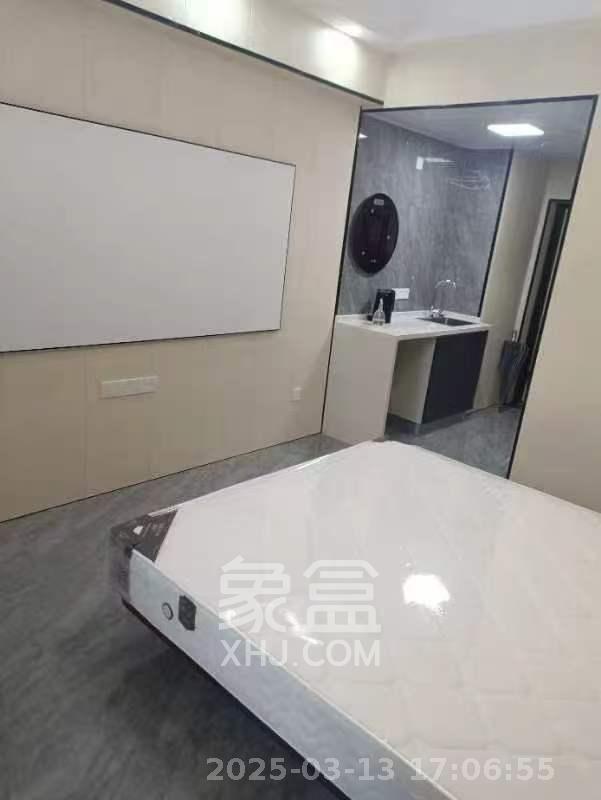 五江天街天寓  1室1厅1卫   1600.00元/月室内图