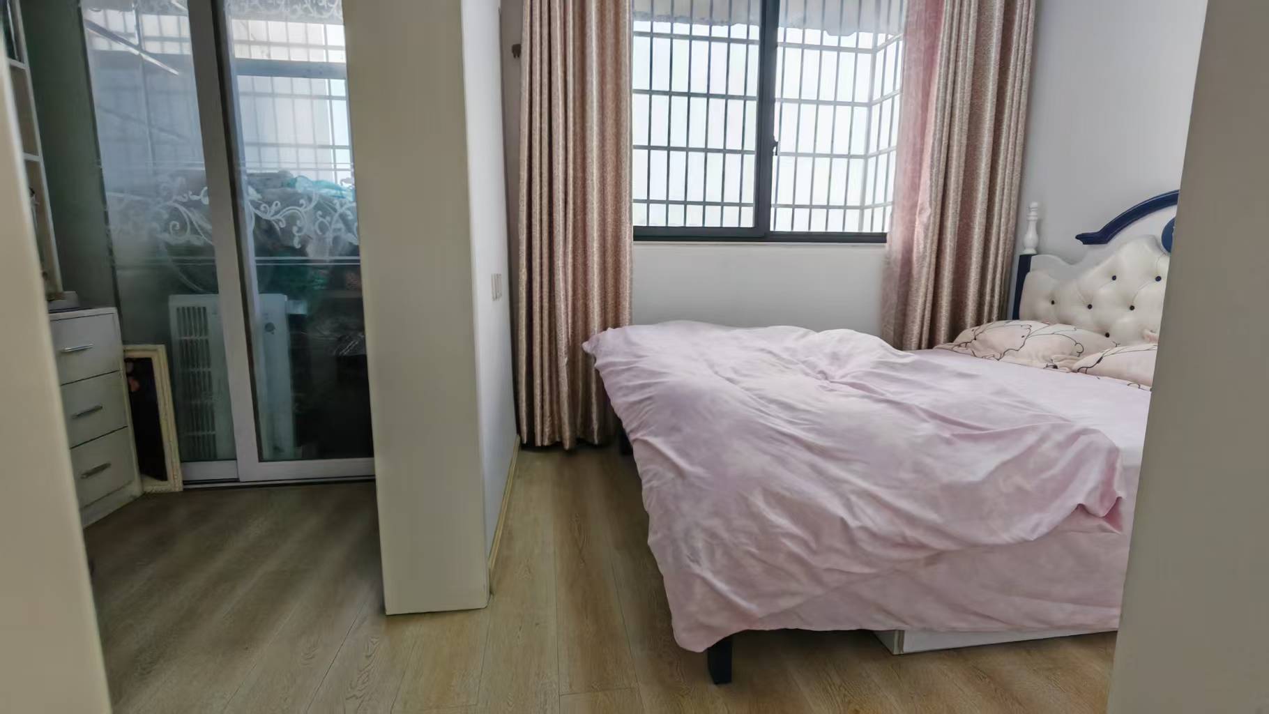 龙洲馨苑  3室2厅2卫   69.80万室内图