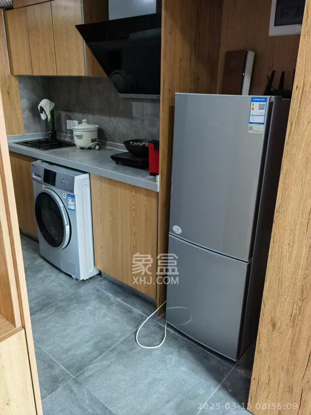 东盈商业广场（华泉城市广场）  1室1厅1卫    2600.0元/月室内图