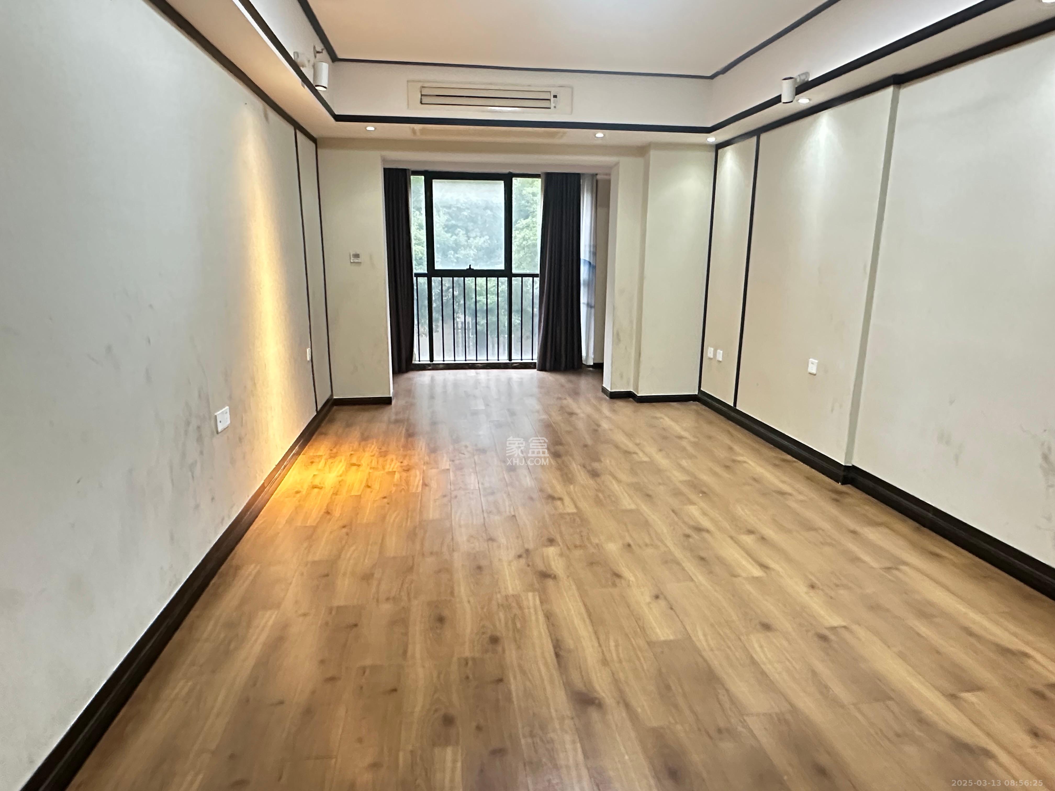 东塘瑞府 1室1厅1卫 1800.0元/月 东塘瑞府 1室1厅1卫 1800.0元/月室内图