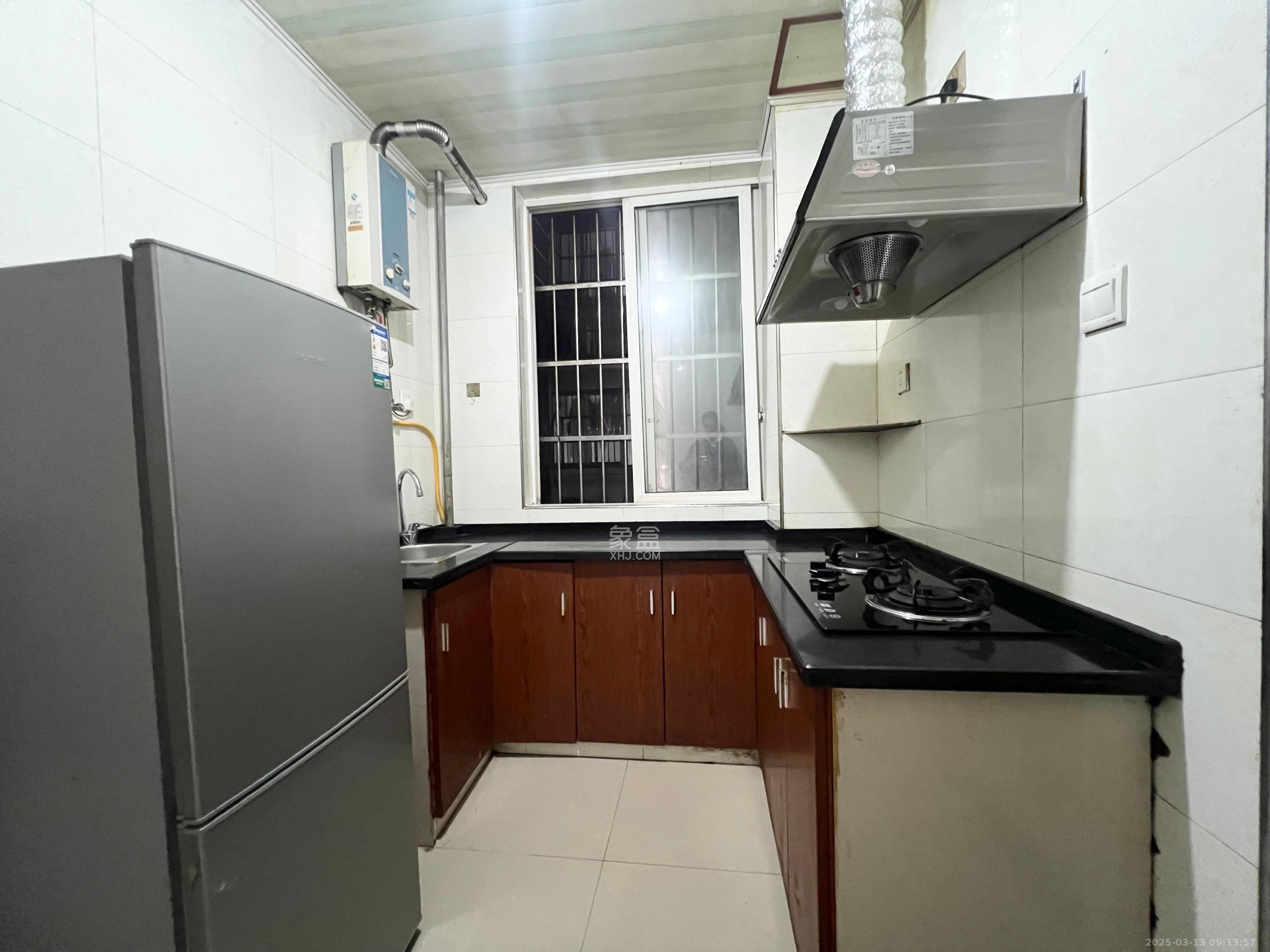 锦璨家园  1室1厅1卫    900.0元/月 锦璨家园  1室1厅1卫    900.0元/月室内图