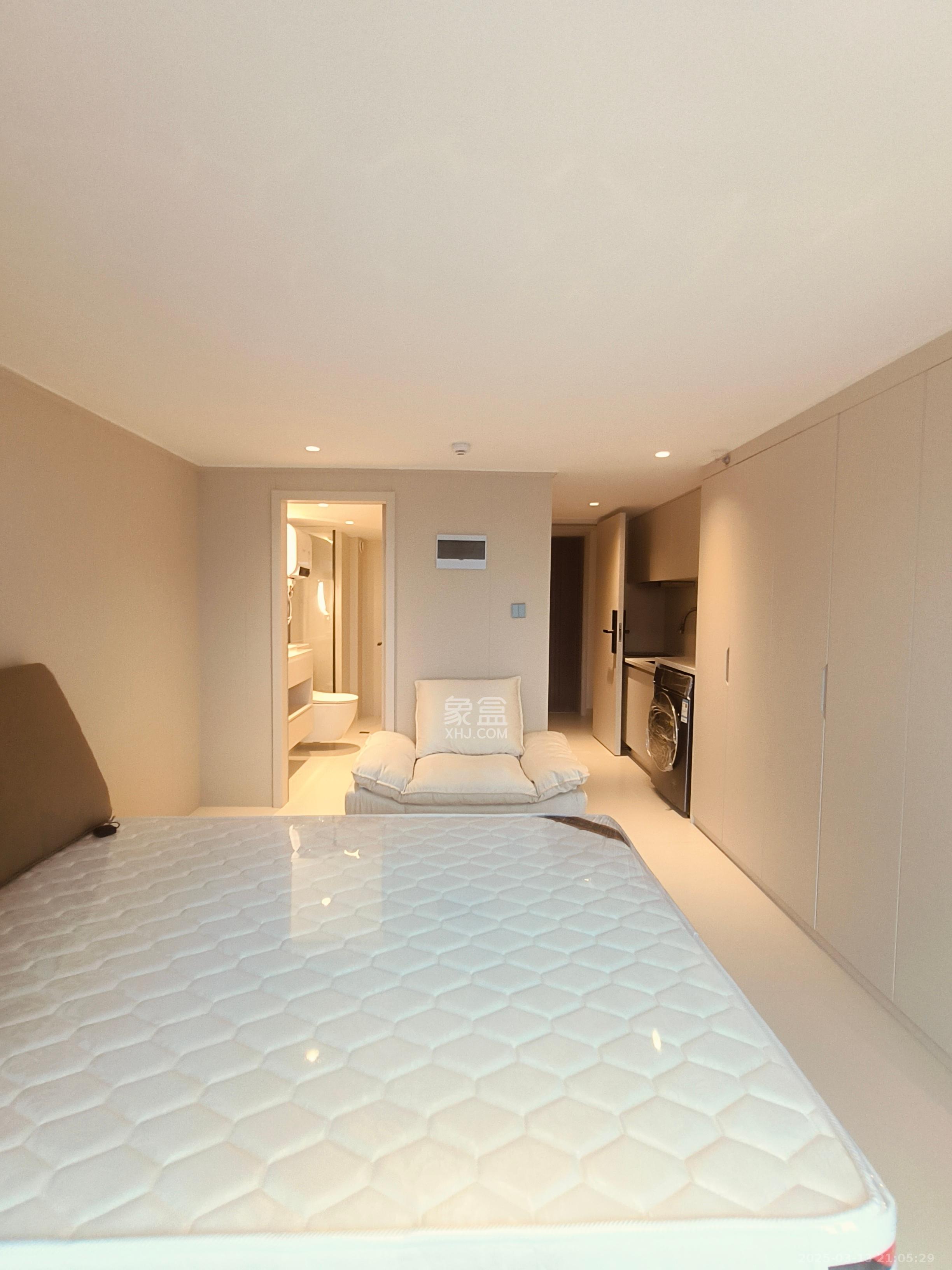 卓越中寰   45.0㎡      1700.0元/月室内图