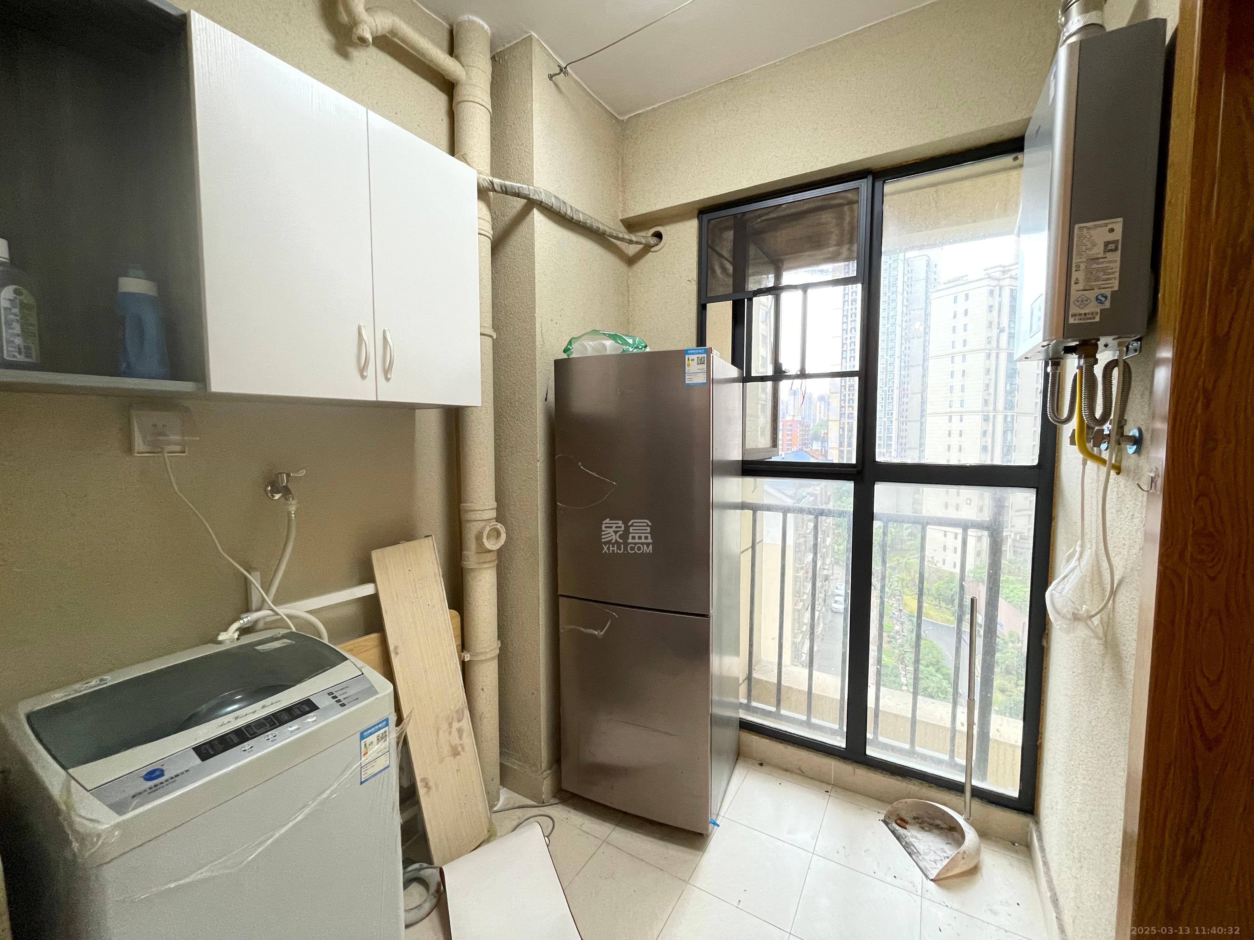 荣泰广场  1室0厅0卫   1500.00元/月室内图