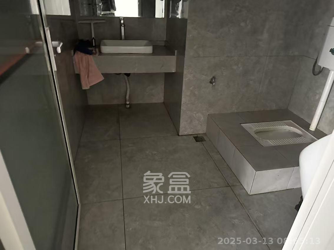 东塘瑞府 1室1厅1卫 12000.0元/月 东塘瑞府 1室1厅1卫 12000.0元/月室内图