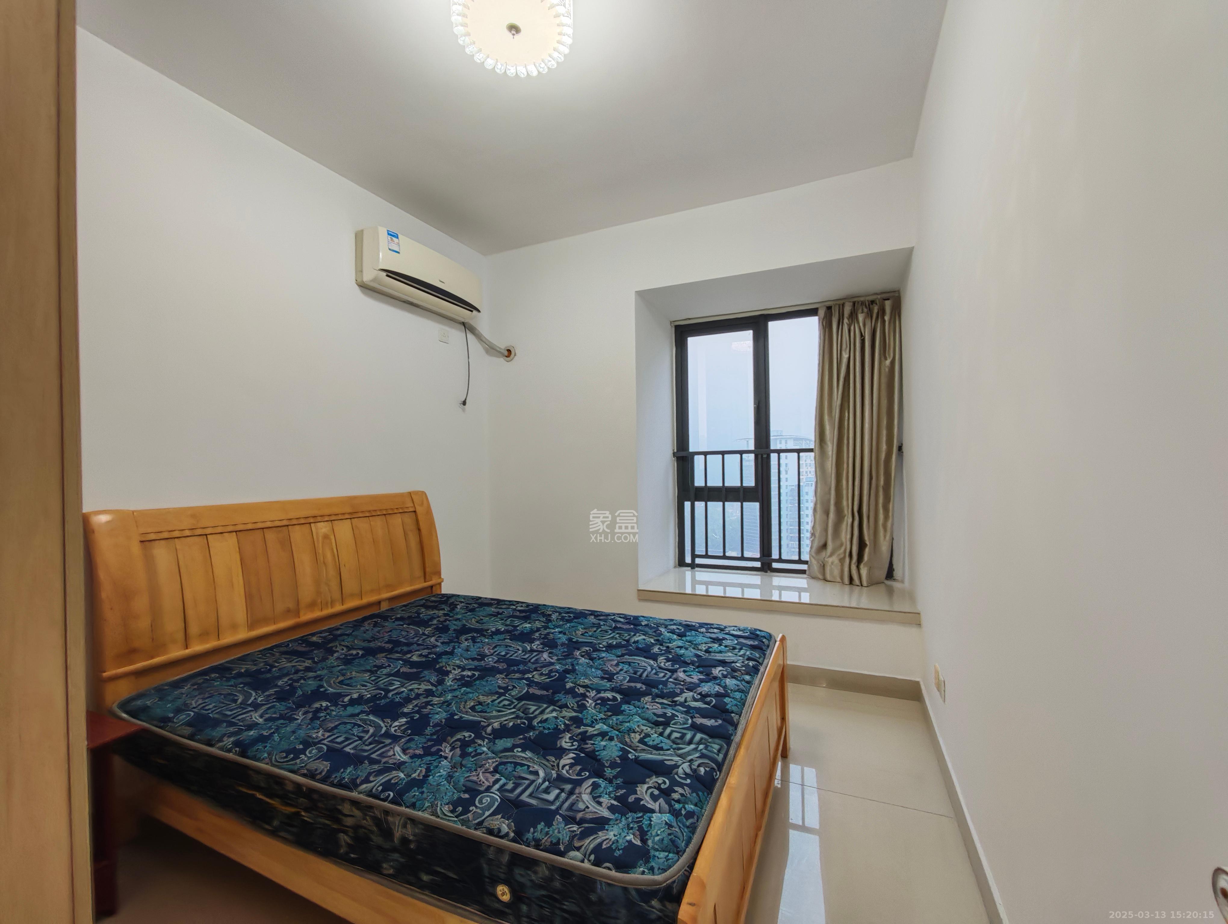 天健壹平方英里(天健芙蓉盛世二期) 4室2厅2卫 4300.0元/月 天健壹平方英里(天健芙蓉盛世二期) 4室2厅2卫 4300.0元/月室内图