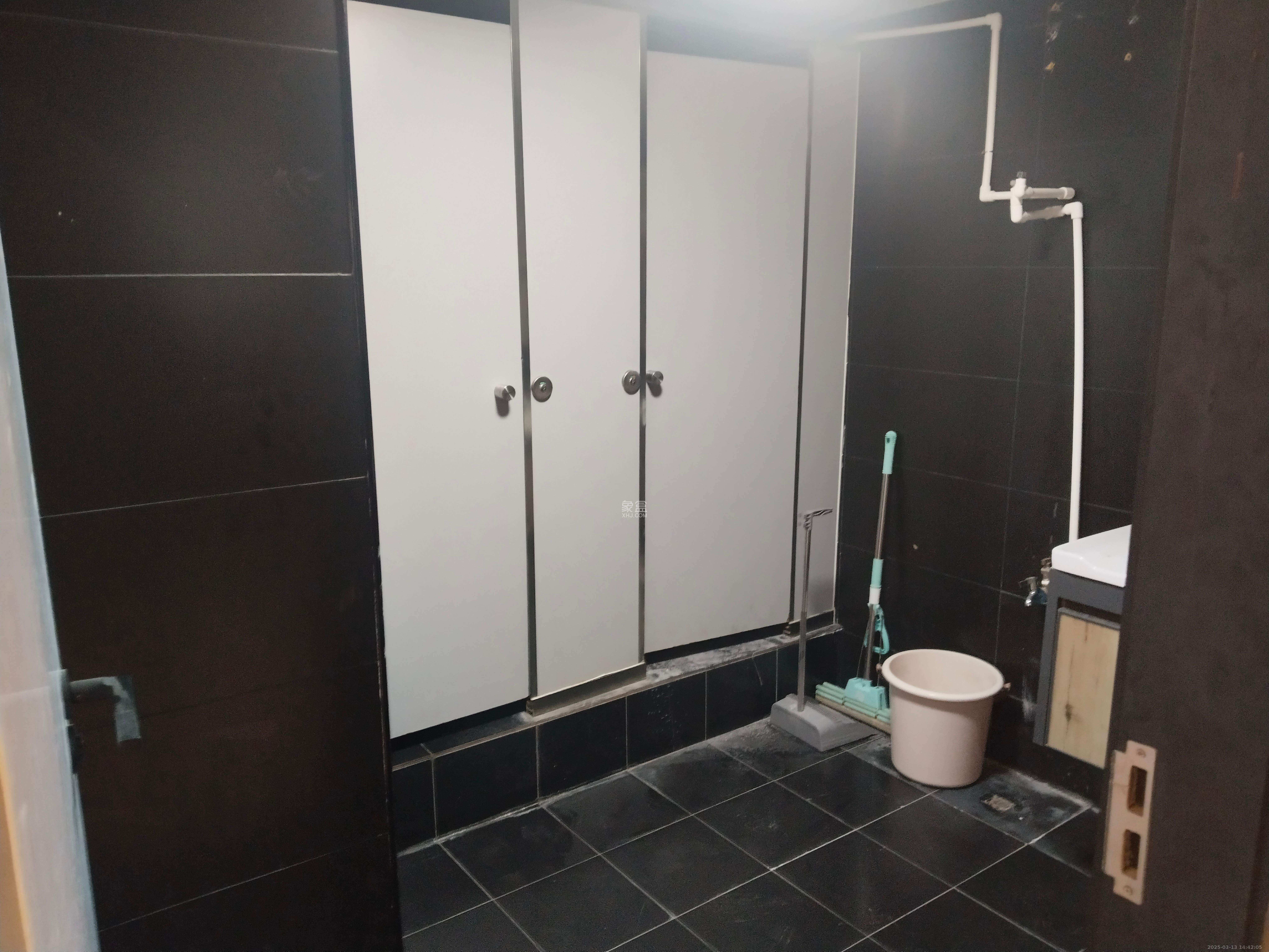 东友星座 1室1厅1卫 4000.0元/月 东友星座 1室1厅1卫 4000.0元/月室内图