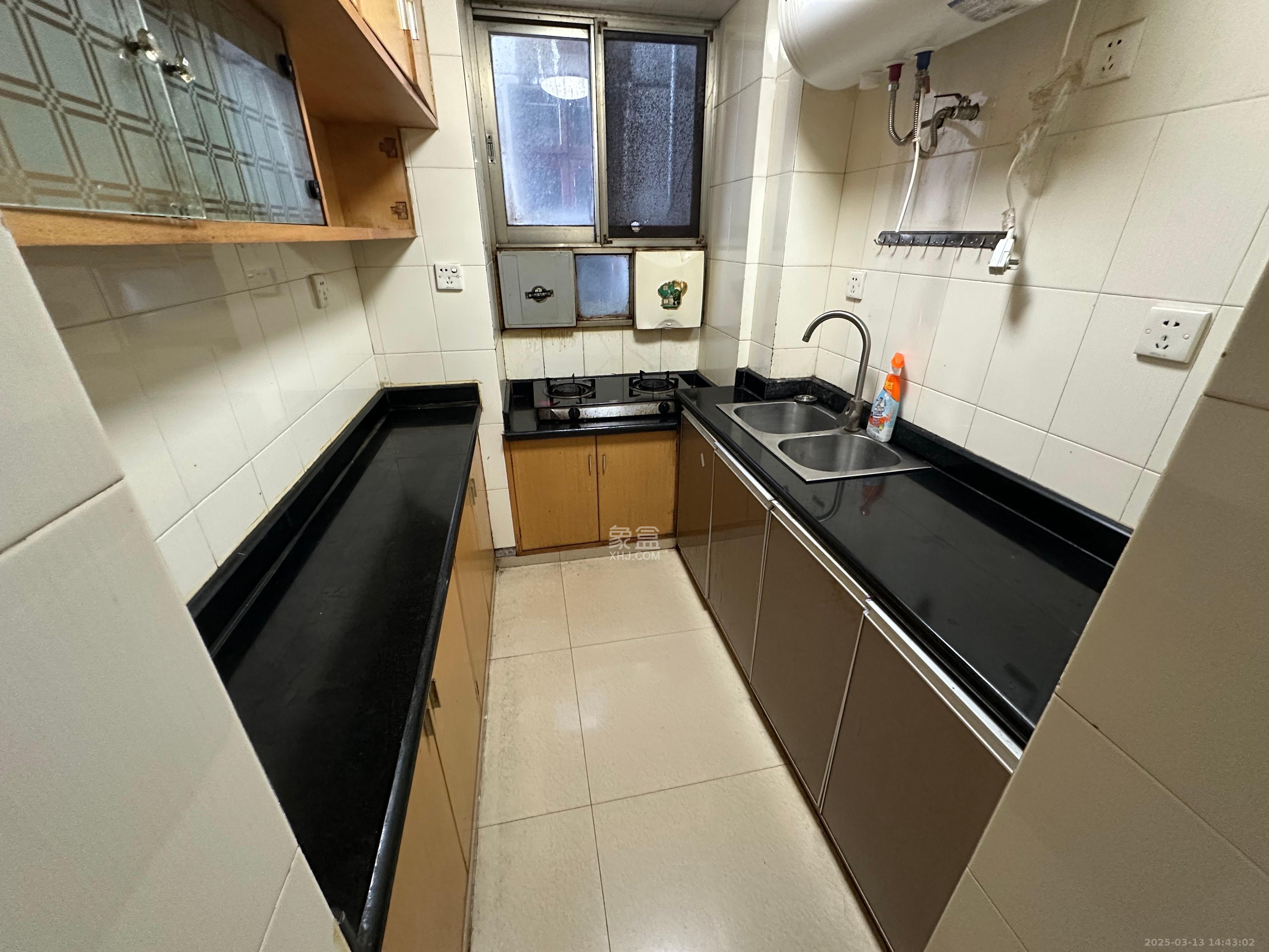 上人民医院宿舍/省人民医院宿舍(产权下麻园湾77号) 1室0厅0卫 1900.0元/月 上人民医院宿舍/省人民医院宿舍(产权下麻园湾77号) 1室0厅0卫 1900.0元/月室内图