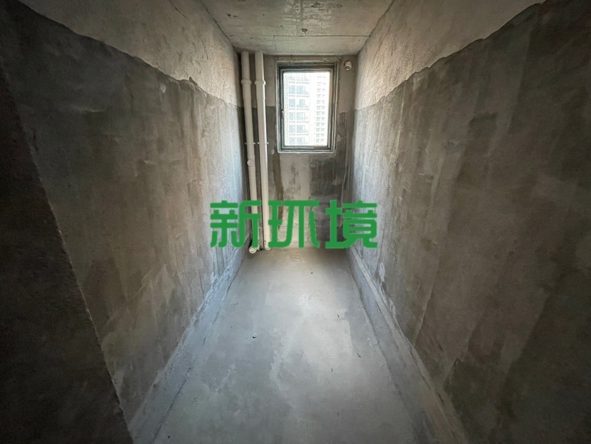 靛达广场  4室2厅2卫    79.0万 靛达广场  4室2厅2卫    79.0万客厅