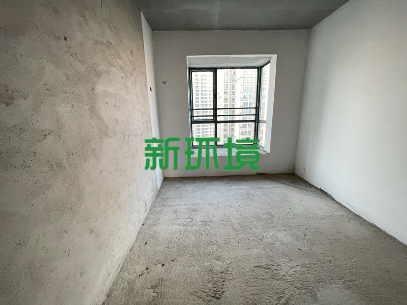 靛达广场  4室2厅2卫    79.0万 靛达广场  4室2厅2卫    79.0万客厅