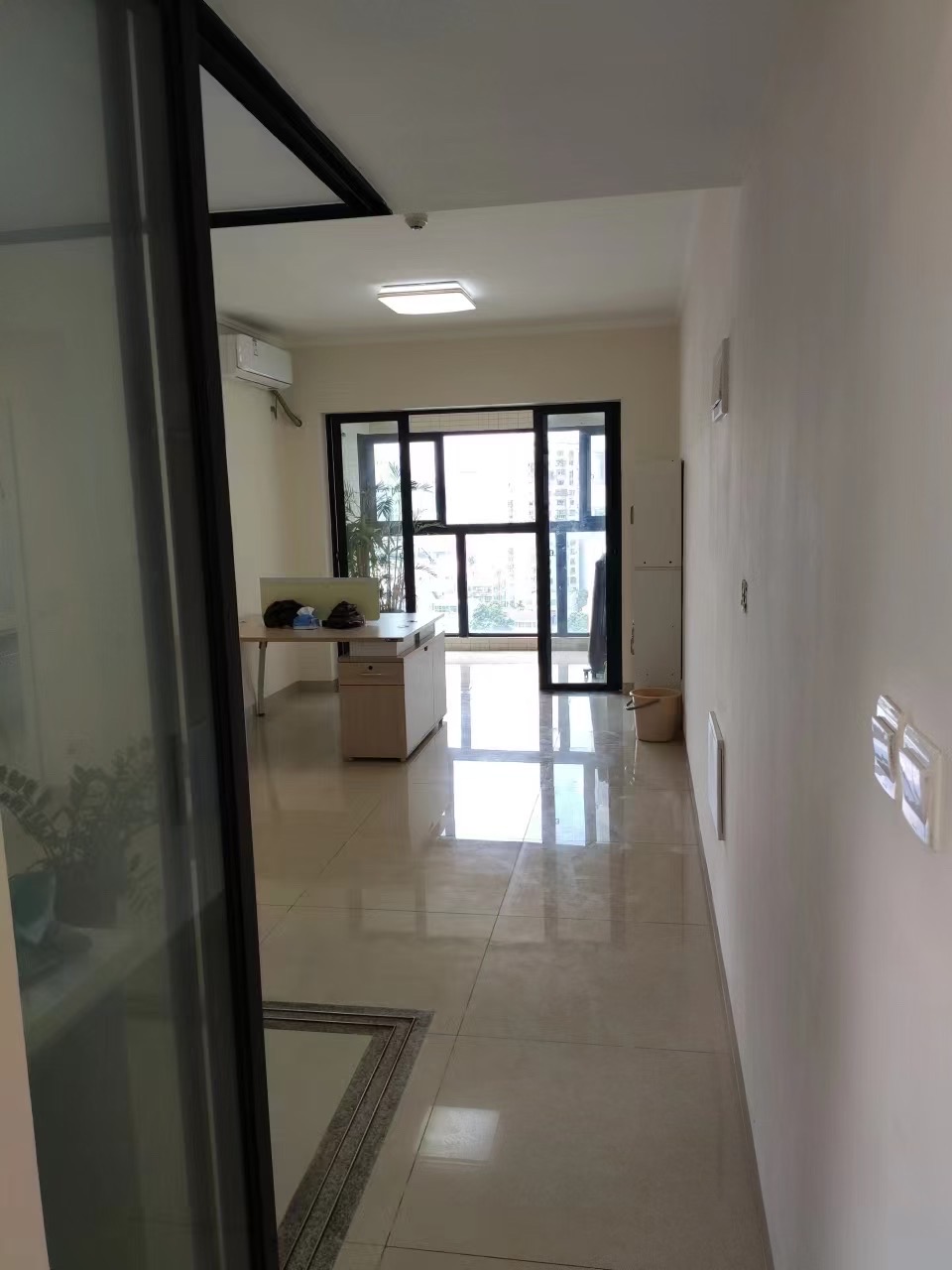 龙昆悦城 2室1厅1卫 2500.0元/月 龙昆悦城 2室1厅1卫 2500.0元/月户型图