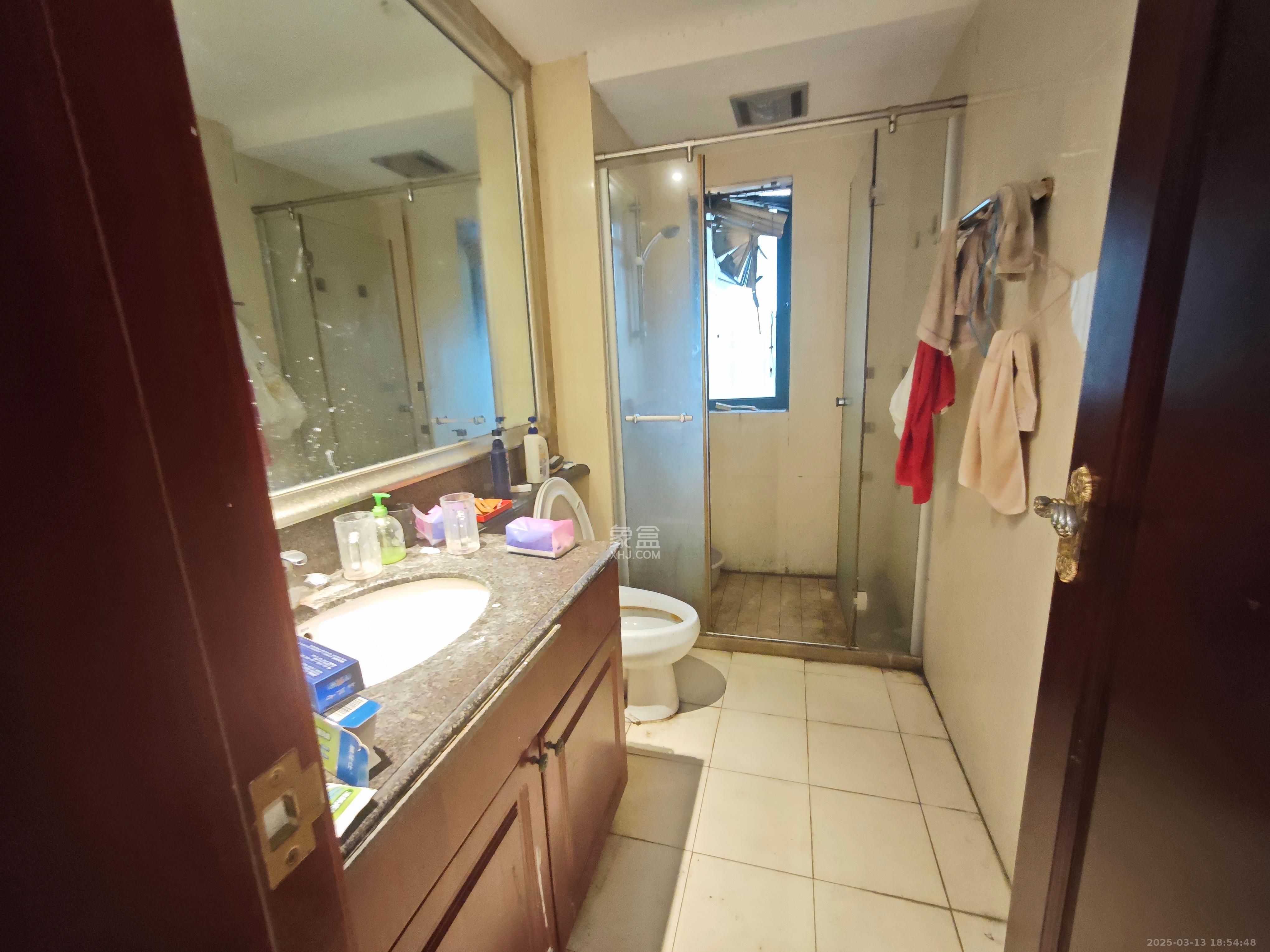 恒大翡翠华庭 3室2厅1卫 1980.0元/月 恒大翡翠华庭 3室2厅1卫 1980.0元/月室内图