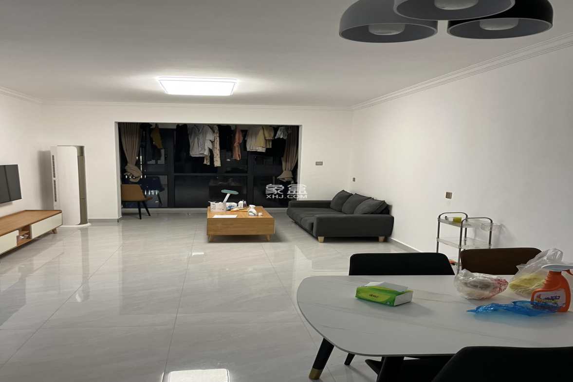 旭日嘉苑  2室2厅1卫    2400.0元/月 旭日嘉苑  2室2厅1卫    2400.0元/月户型图