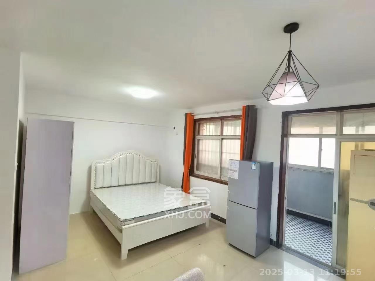 芙蓉公馆  2室1厅1卫    2400.0元/月 芙蓉公馆  2室1厅1卫    2400.0元/月室内图