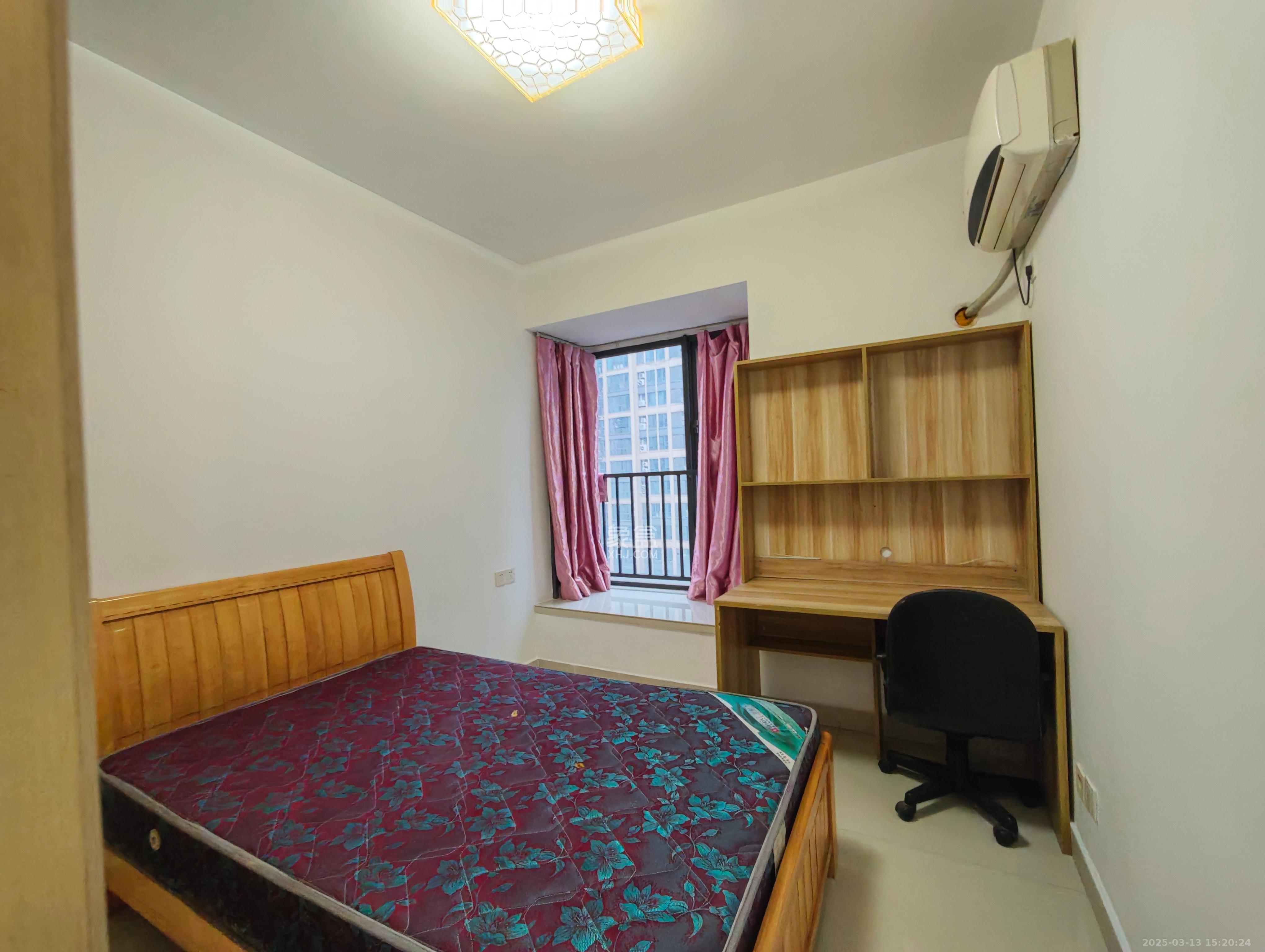 天健壹平方英里(天健芙蓉盛世二期) 4室2厅2卫 4300.0元/月 天健壹平方英里(天健芙蓉盛世二期) 4室2厅2卫 4300.0元/月室内图