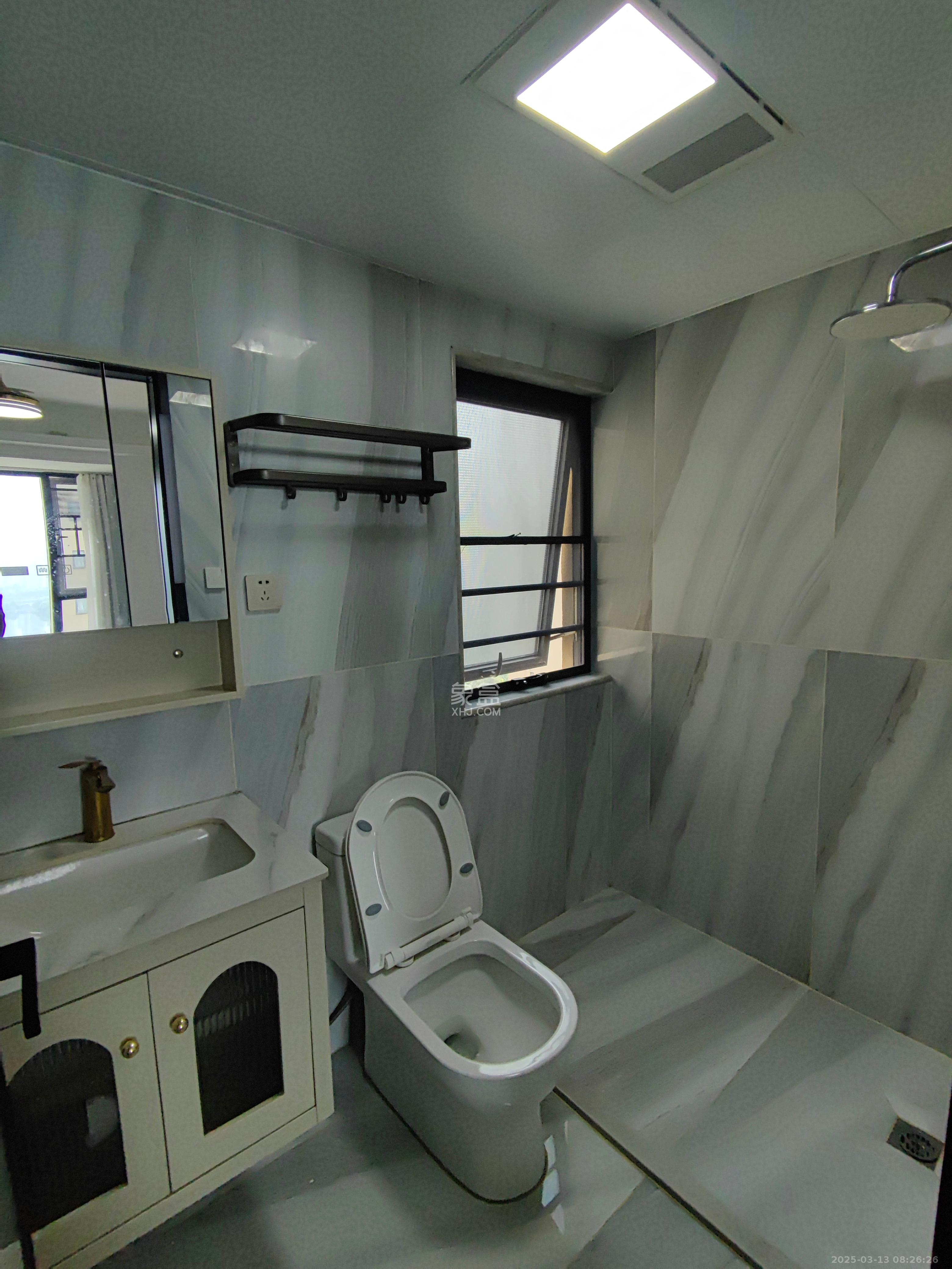 中建梅溪湖中心  4室2厅2卫    4500.0元/月 中建梅溪湖中心  4室2厅2卫    4500.0元/月室内图