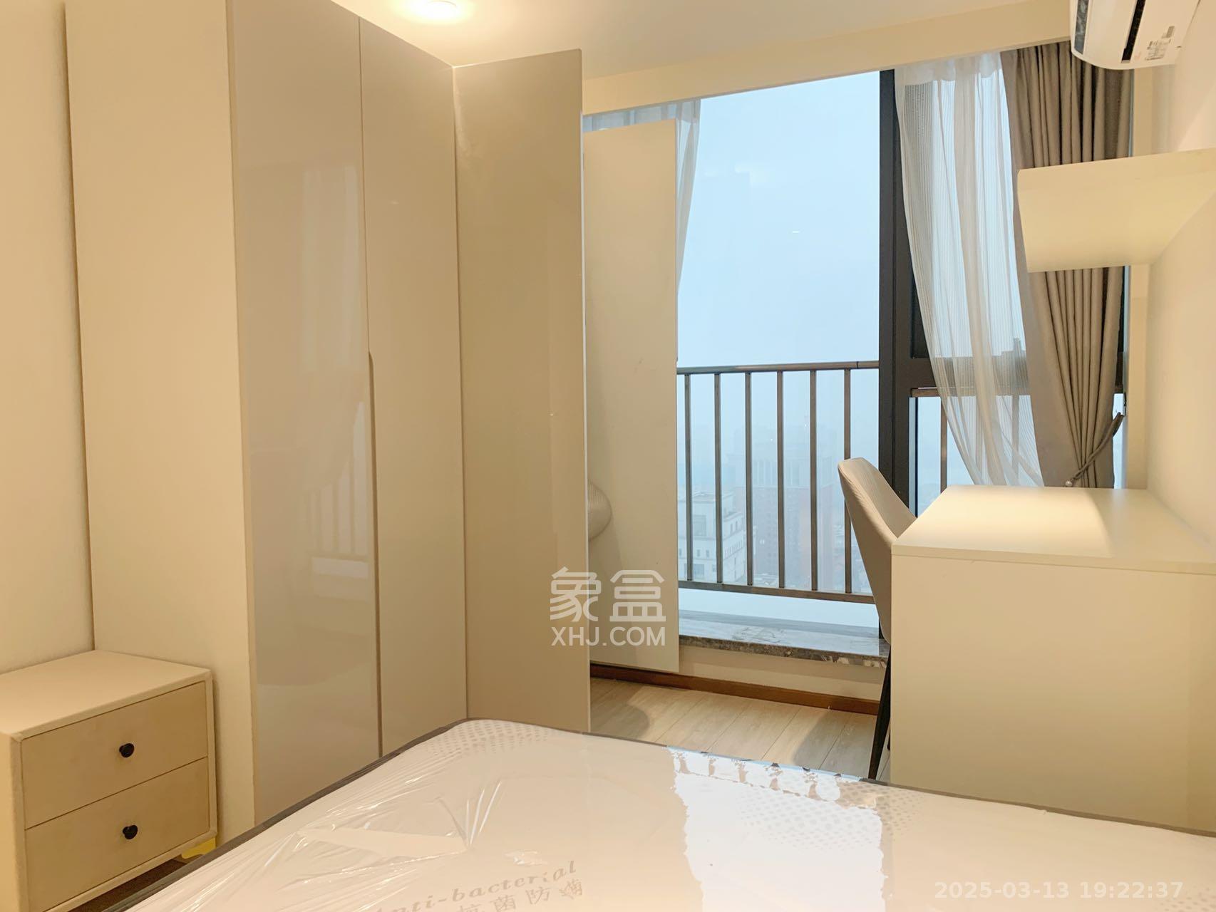 华远华时代 4室2厅1卫 5000.0元/月 华远华时代 4室2厅1卫 5000.0元/月室内图