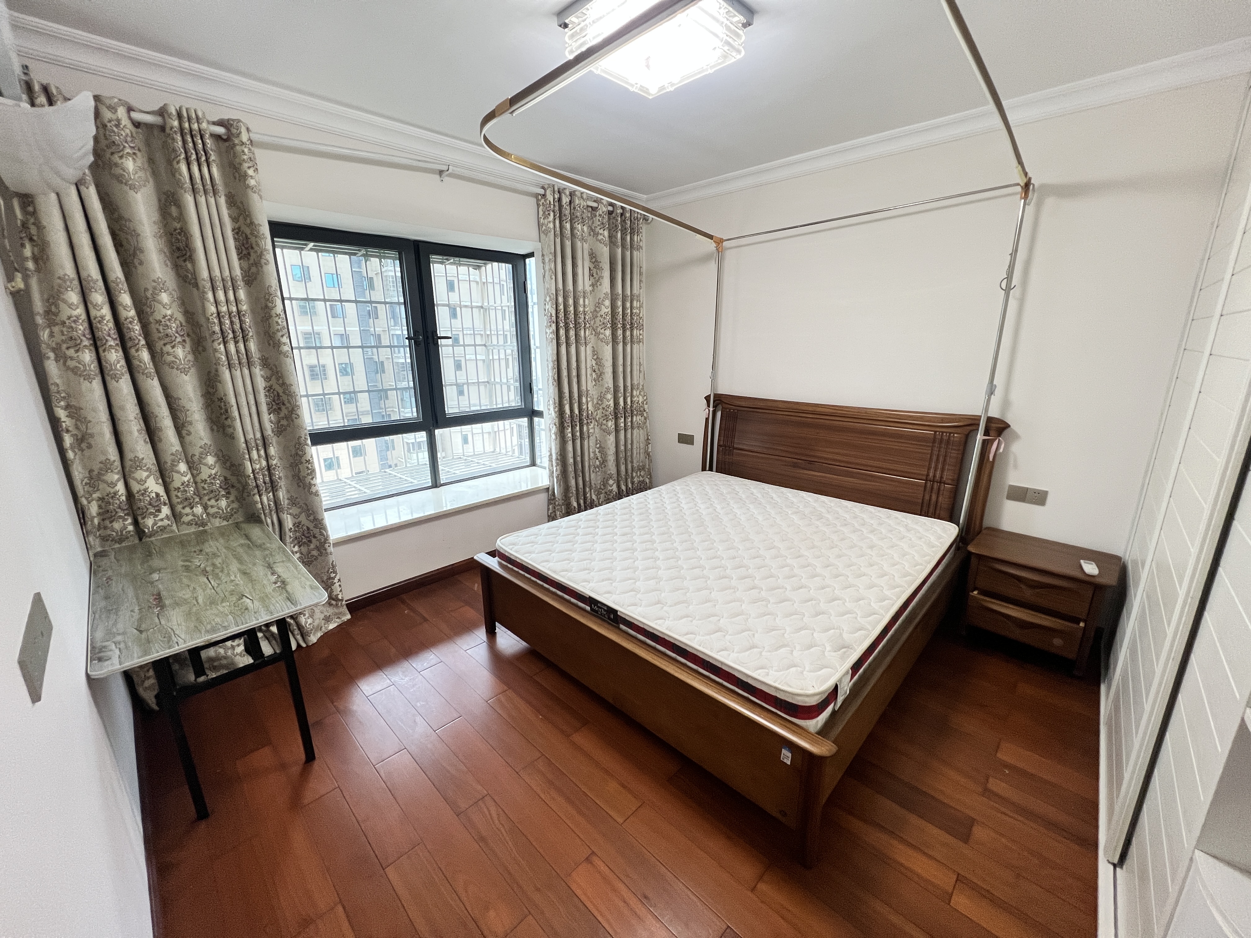 国兴城(B区) 3室2厅2卫 4500.0元/月 国兴城(B区) 3室2厅2卫 4500.0元/月室内图