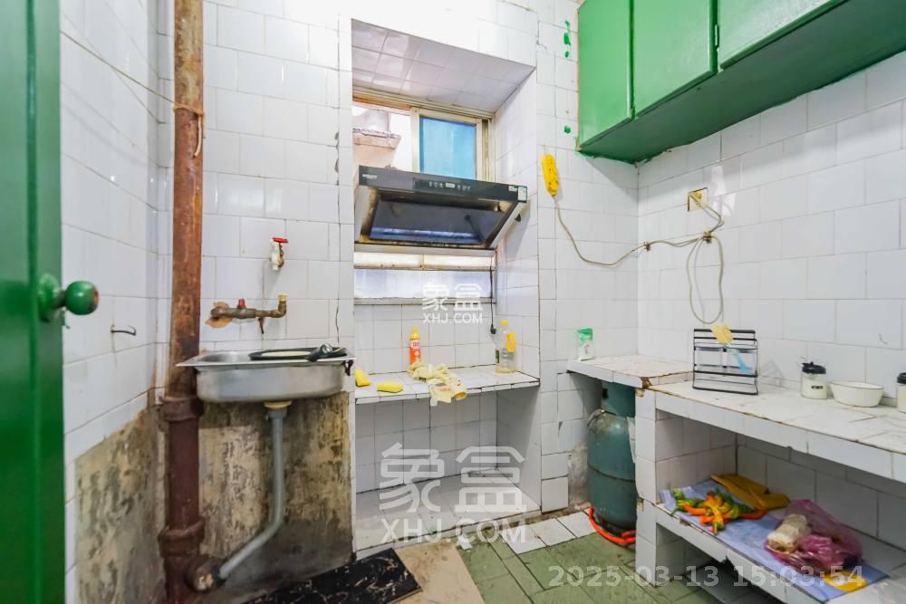 自然村公寓 2室1厅1卫 1600.0元/月 自然村公寓 2室1厅1卫 1600.0元/月室内图