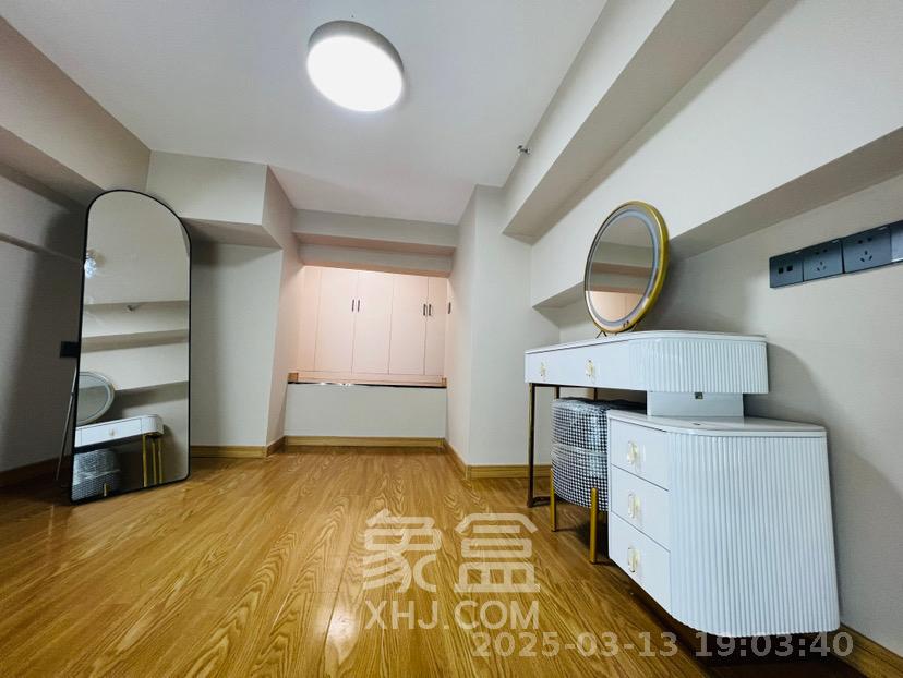 阳光城檀悦 2室1厅1卫 3000.0元/月 阳光城檀悦 2室1厅1卫 3000.0元/月室内图