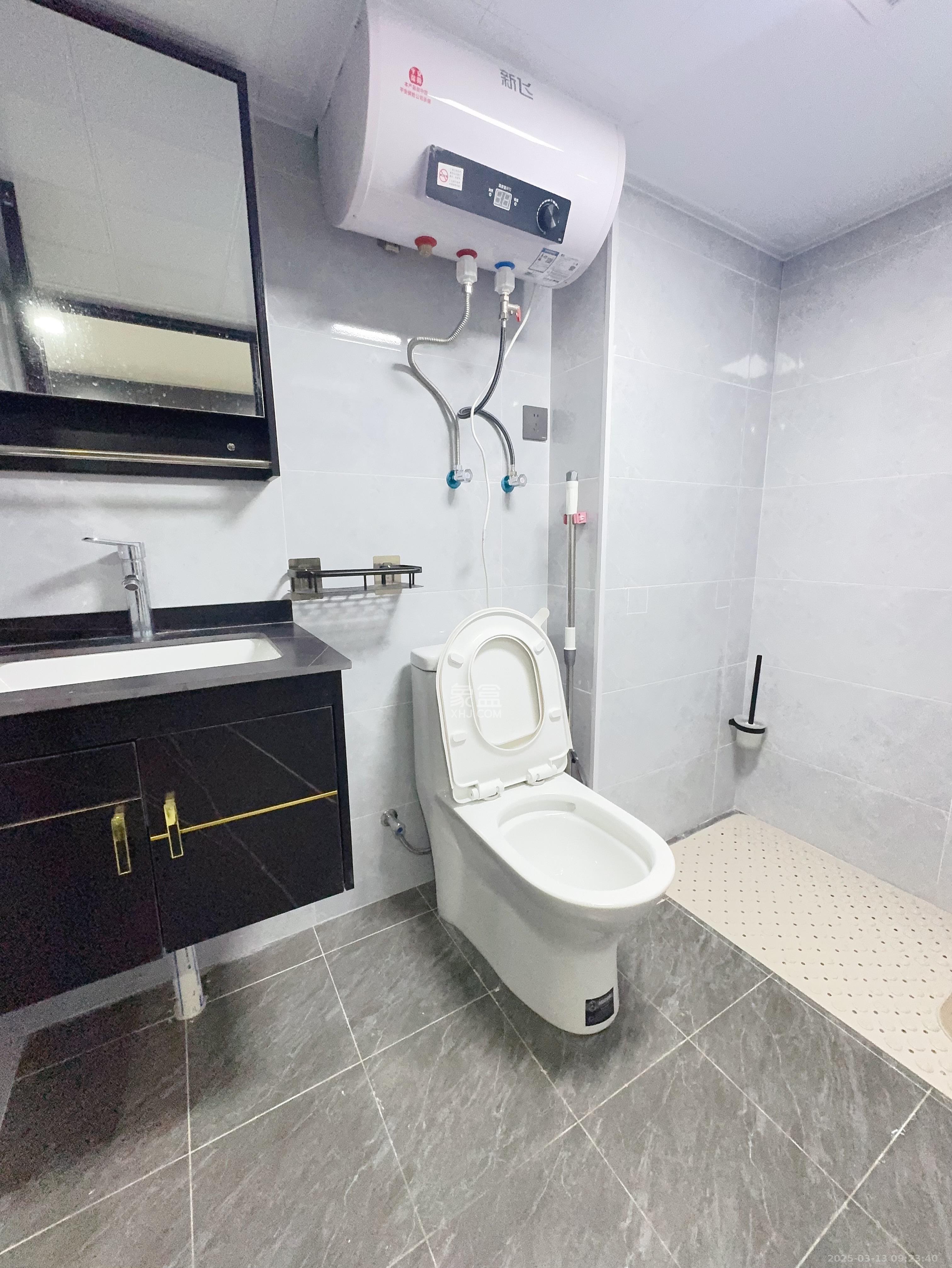 保利恒伟时光印象 1室1厅1卫 1900.0元/月 保利恒伟时光印象 1室1厅1卫 1900.0元/月室内图