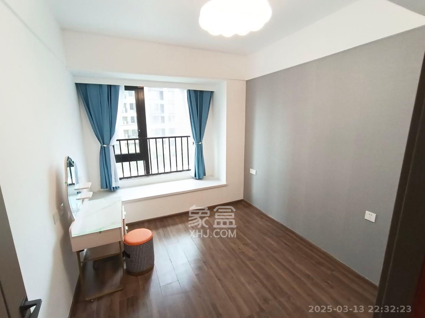 金茂建发观悦 3室1厅2卫 3700.0元/月 金茂建发观悦 3室1厅2卫 3700.0元/月室内图