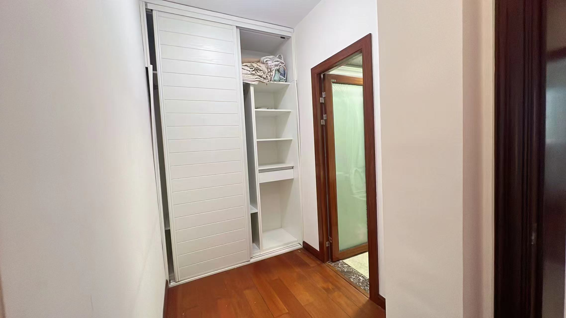 国兴城(B区) 3室2厅2卫 4500.0元/月 国兴城(B区) 3室2厅2卫 4500.0元/月室内图