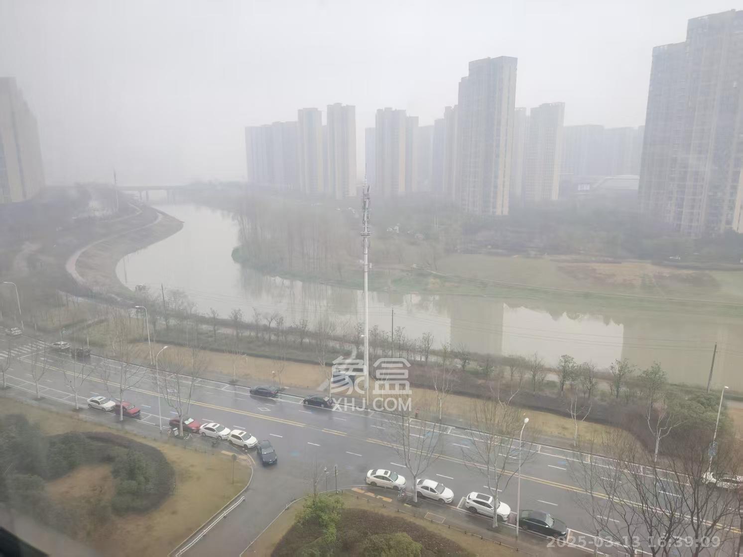 兰亭湾畔 3室2厅1卫 2500.0元/月 兰亭湾畔 3室2厅1卫 2500.0元/月室内图